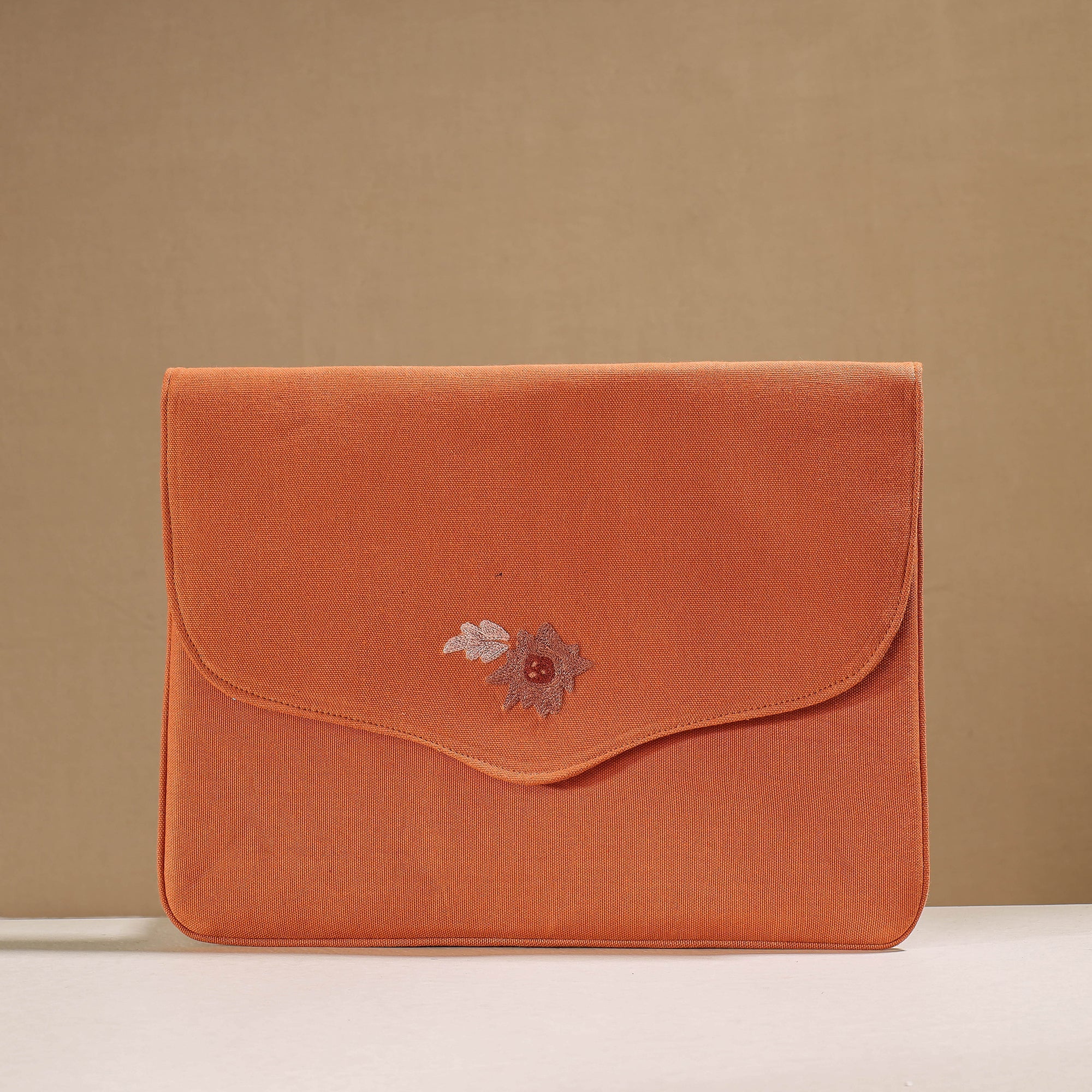 ITOKRI CRAFTS INITIATIVE Aari Hand Embroidery Cotton Duck IPad Sleeve (10 x 13 in) - view 2