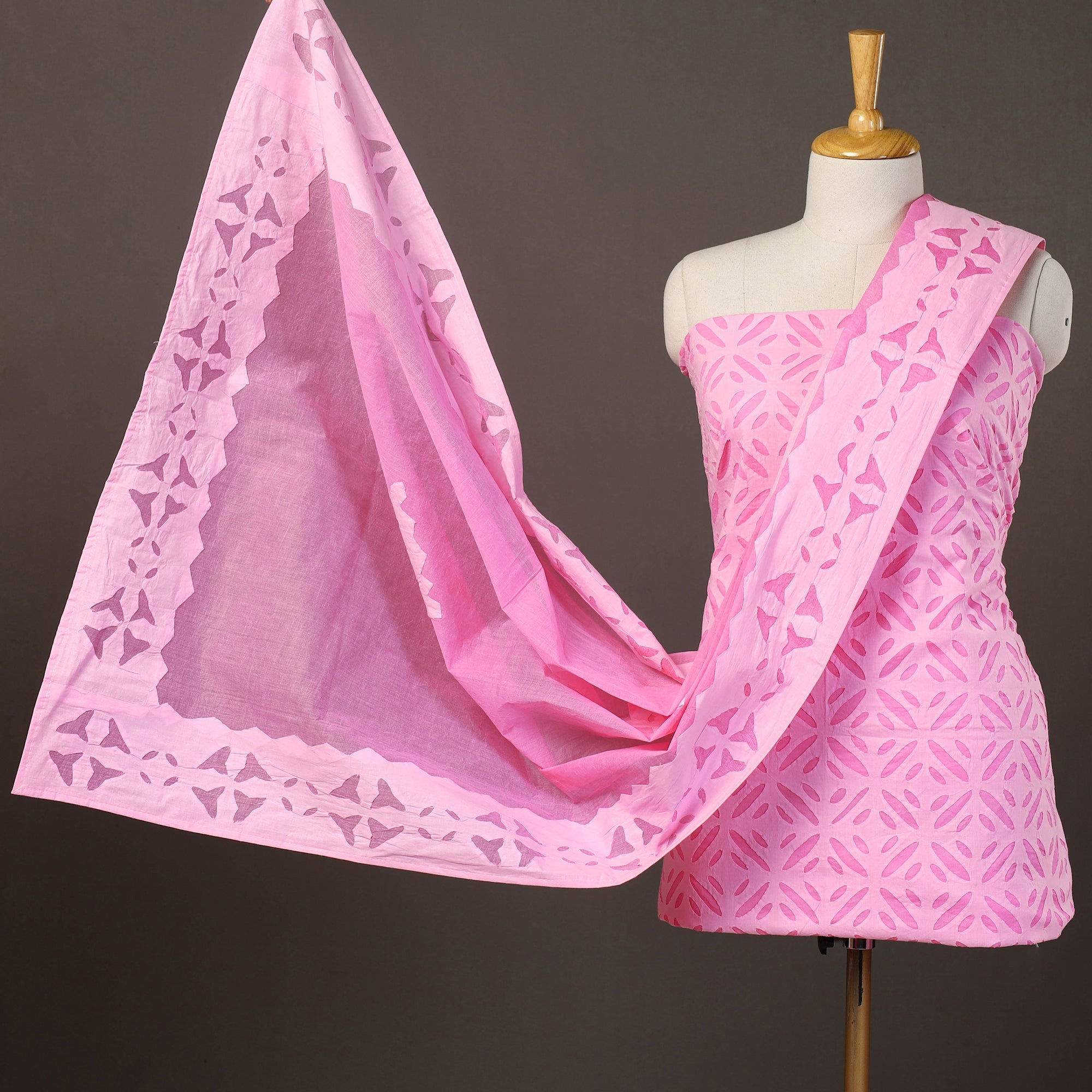 SHADES OF MARUDHARA 3pc Cut Work Cotton Barmer Applique Dress Material 32