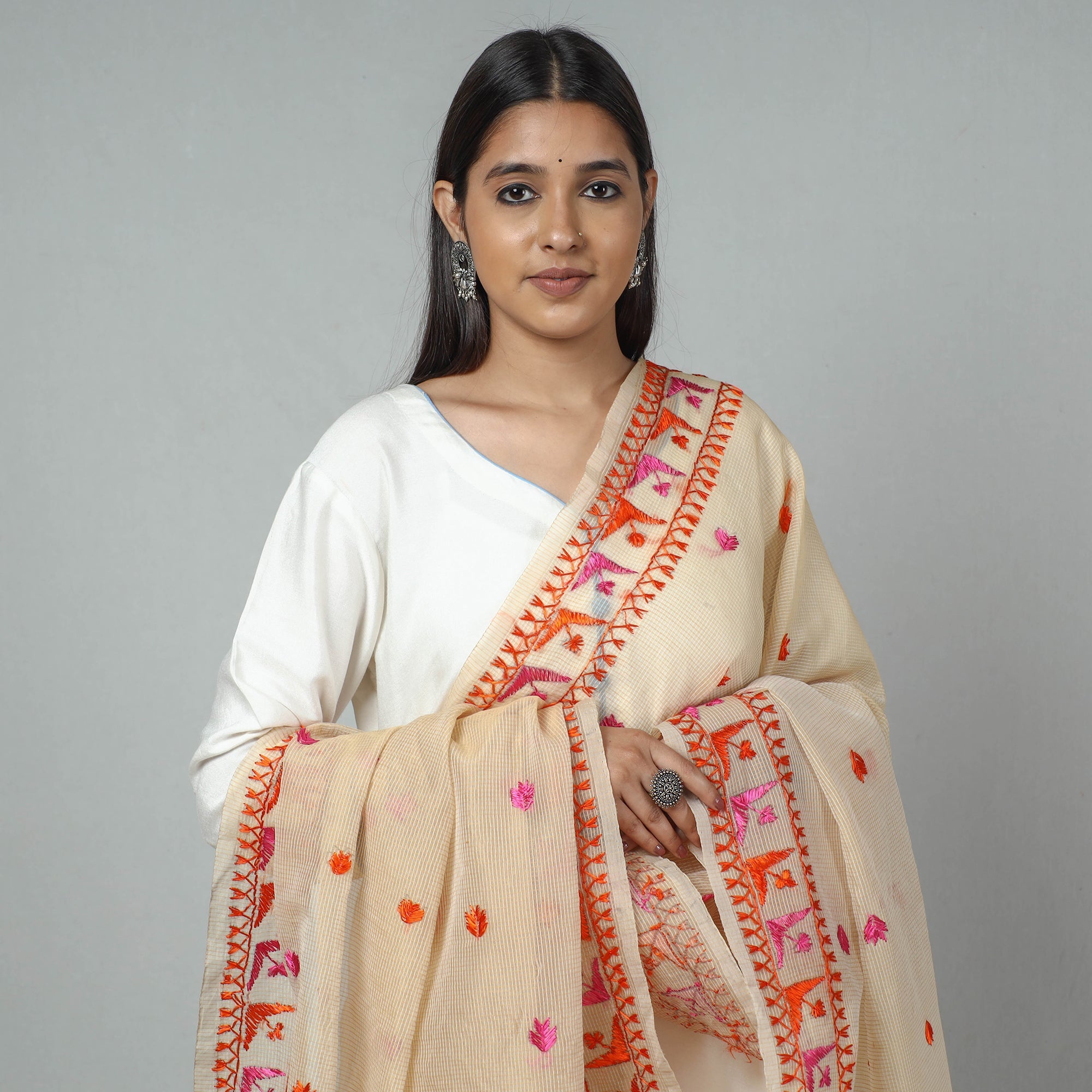 ITOKRI CRAFTS INITIATIVE Beige - Phulkari Hand Embroidery Kota Doria Silk Dupatta with Tassels - view 3