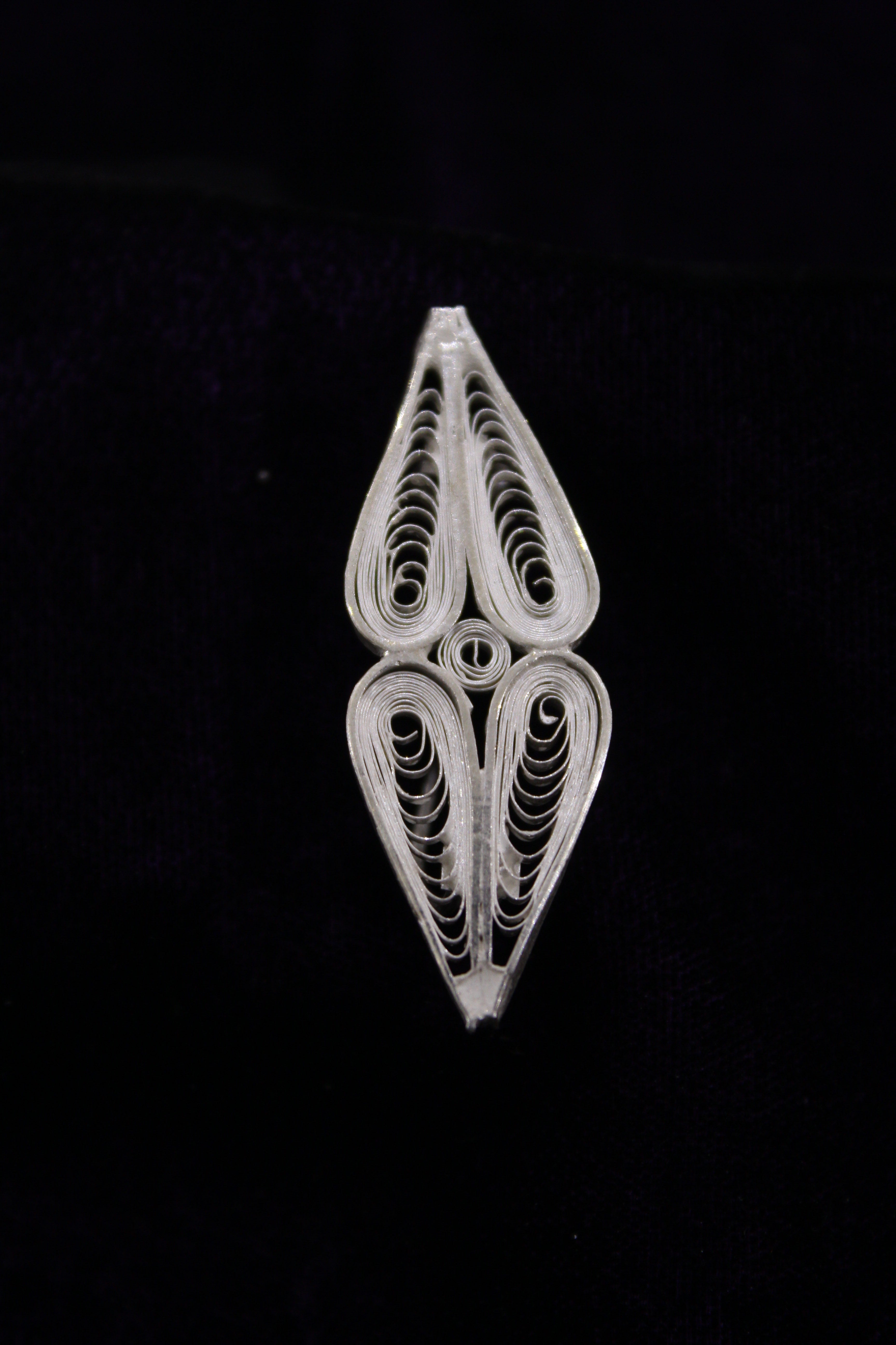 Indianvillez Love Designer Silver Filigree Saree Pin - view 2