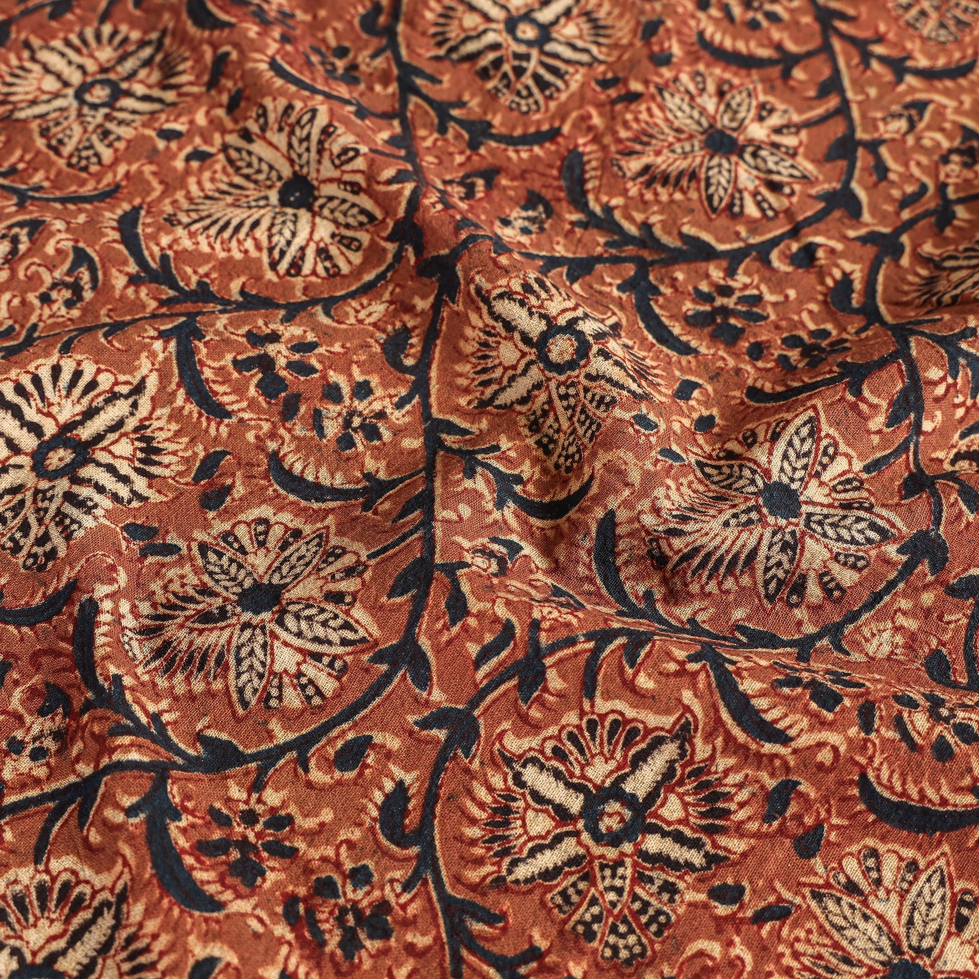 PITCHUKA SRINIVAS KALAMKARI PEDANA Brown - Original Pedana Kalamkari Block Printed Cotton Table Cover (44 x 44 in) - view 3