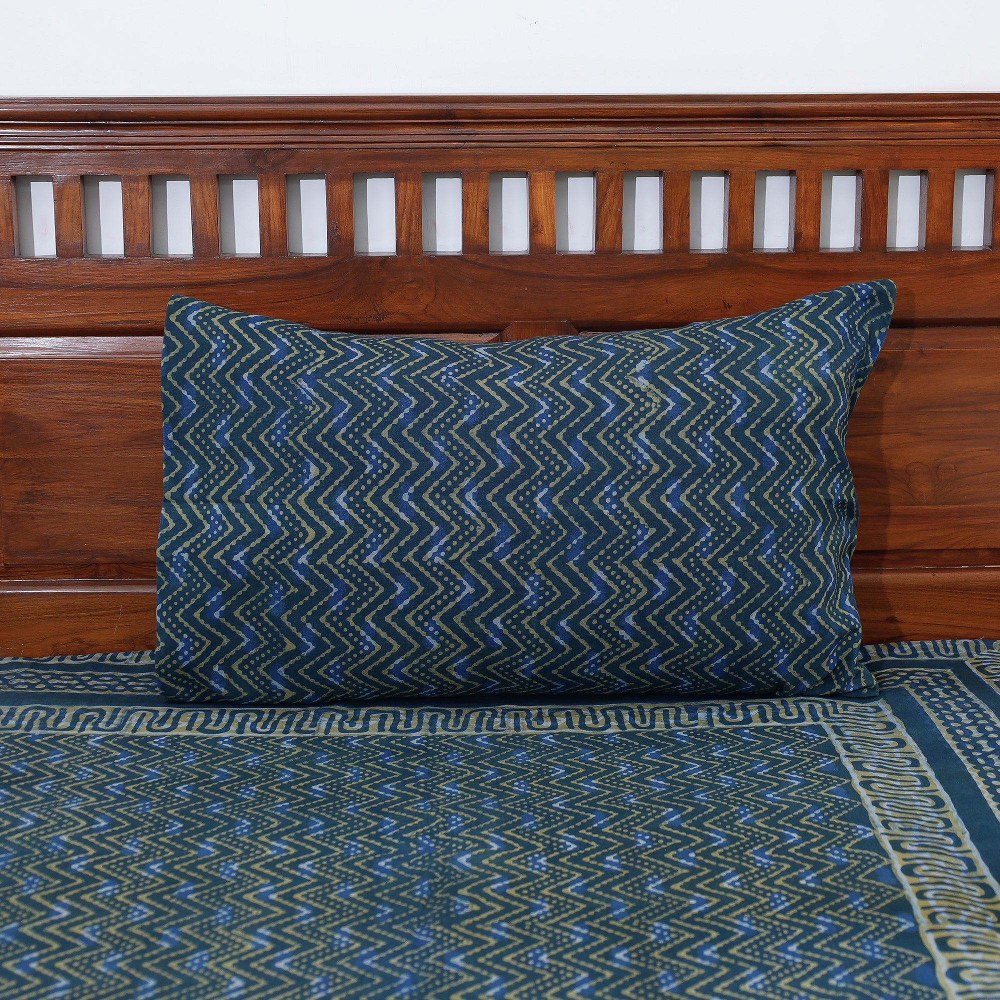 AHA VASTRA HANDLOOM Blue - Akola Block Printing Jhiri Handloom Cotton Single Bed Cover (97 x 59 in) - view 2