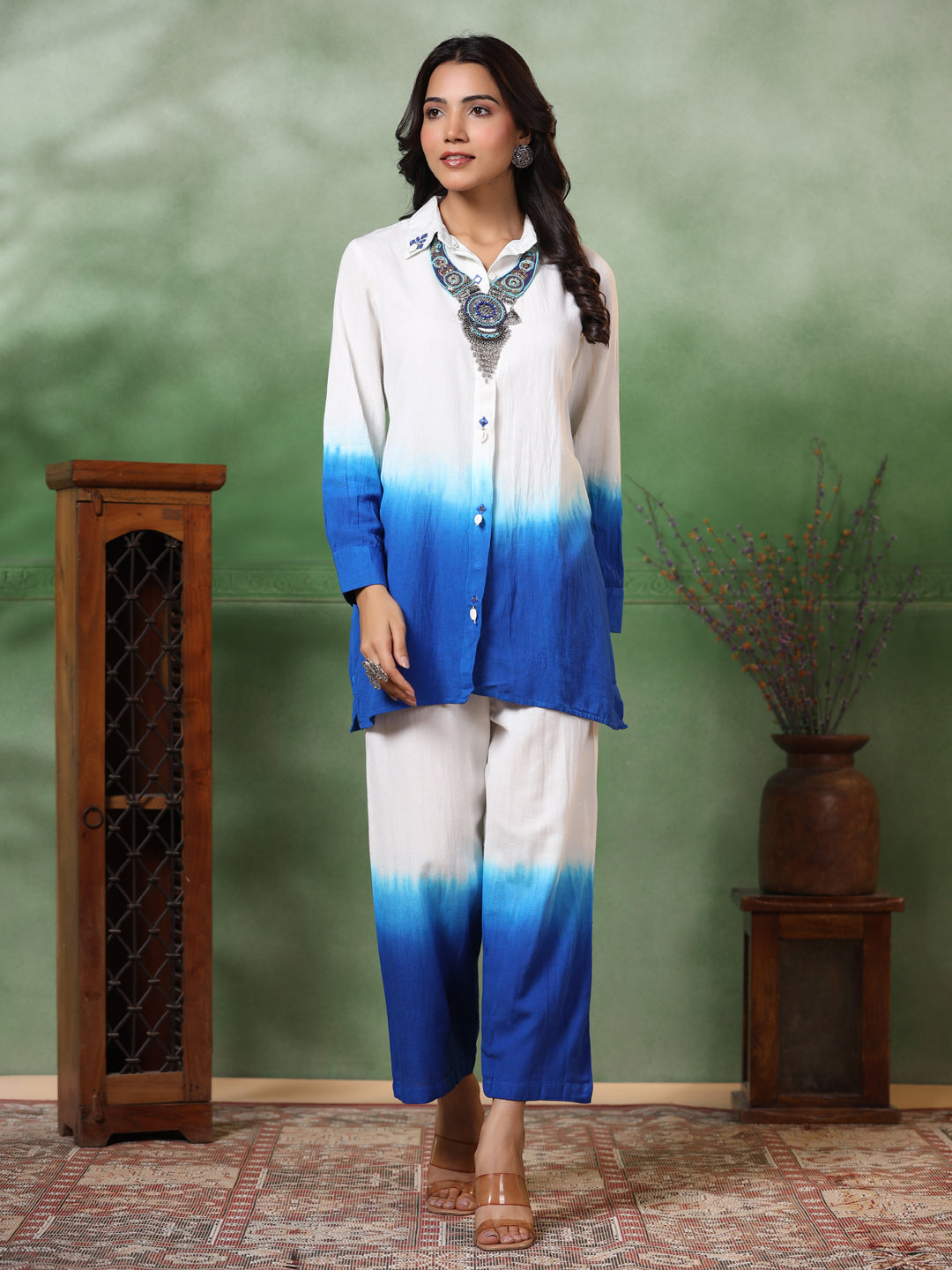 FASHOR Ombre Dyed & Embroidered Straight Fit Co-ord Set with a Neckpiece - Blue - view 3