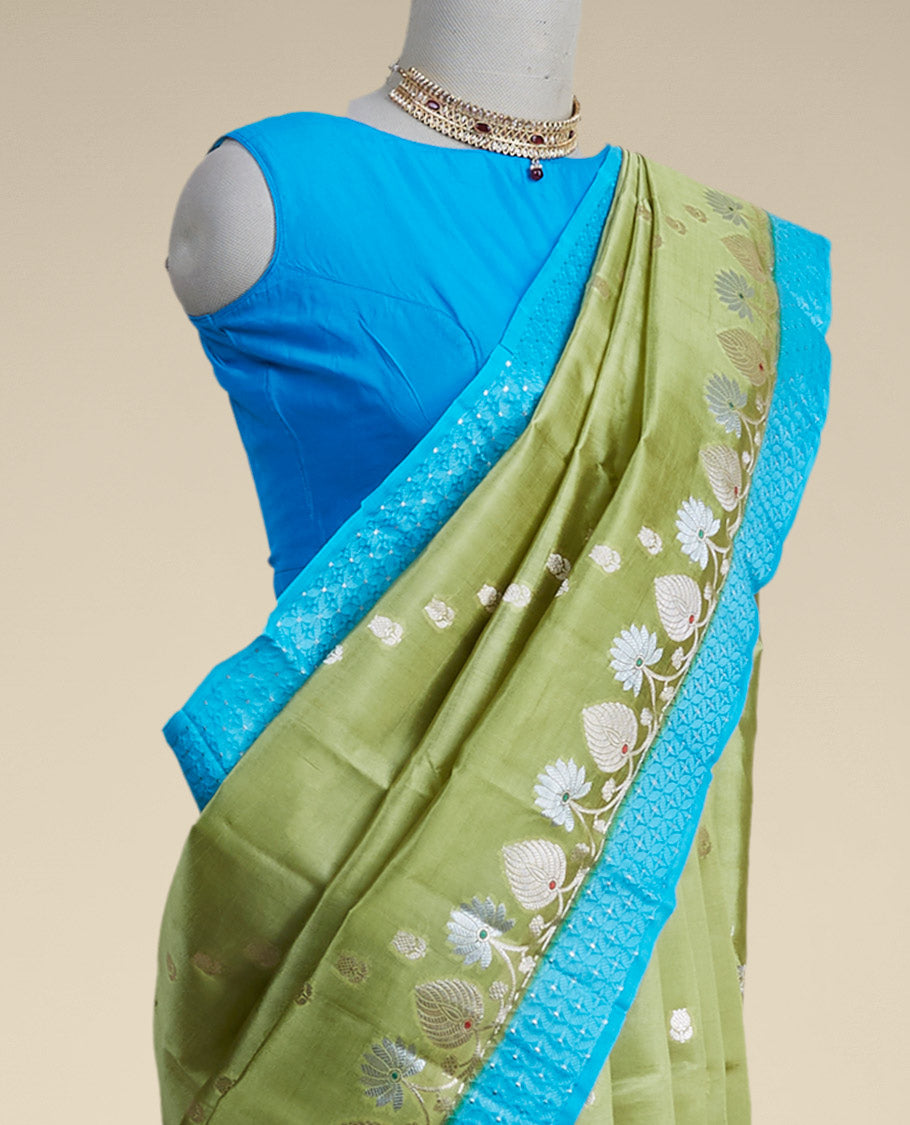 Pothys Green floral motifs dupio silk saree with contrast floral embroidery border