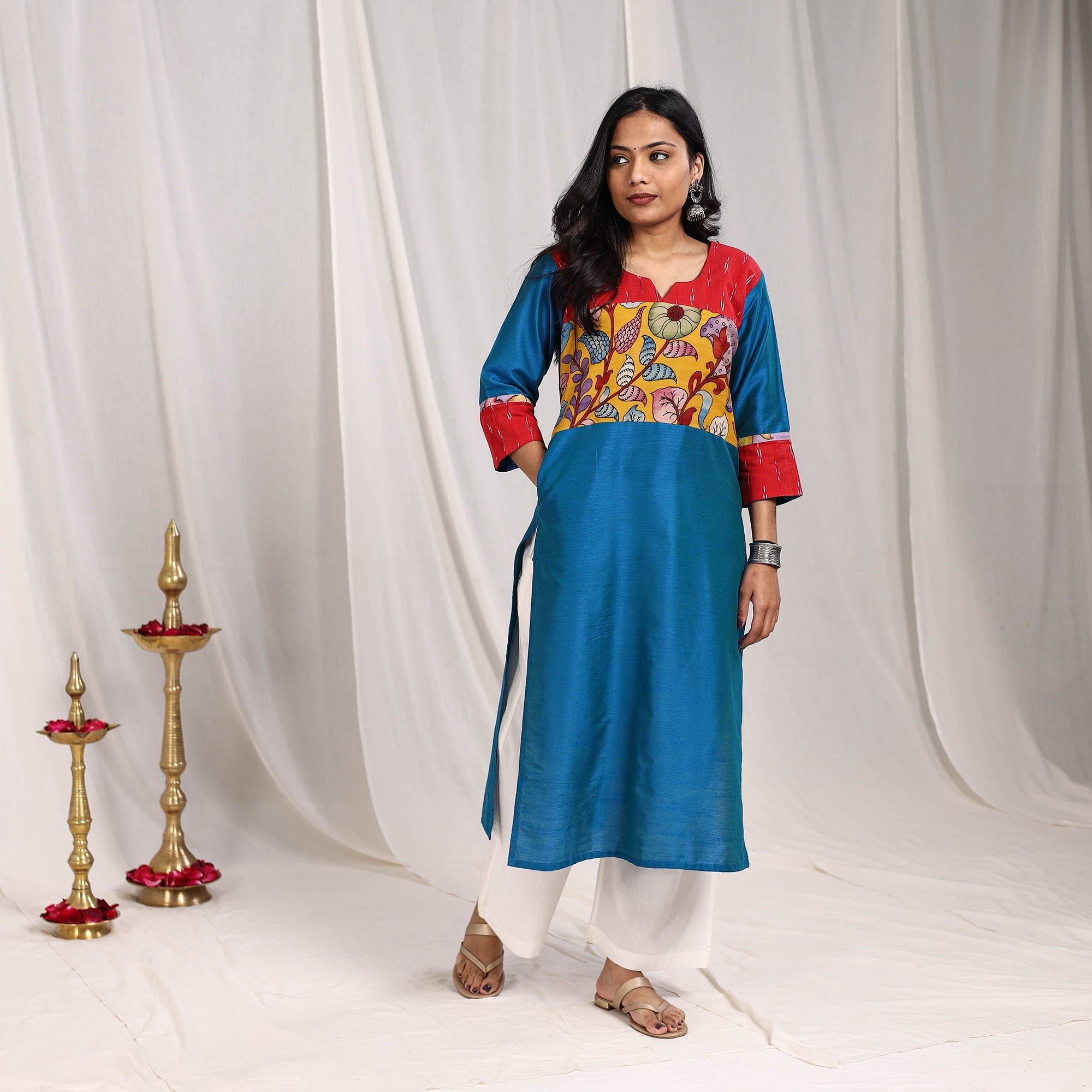 ITOKRI CASUALS Blue - Aaliya Slub Silk Straight Plain Kurta with Patchwork - view 3
