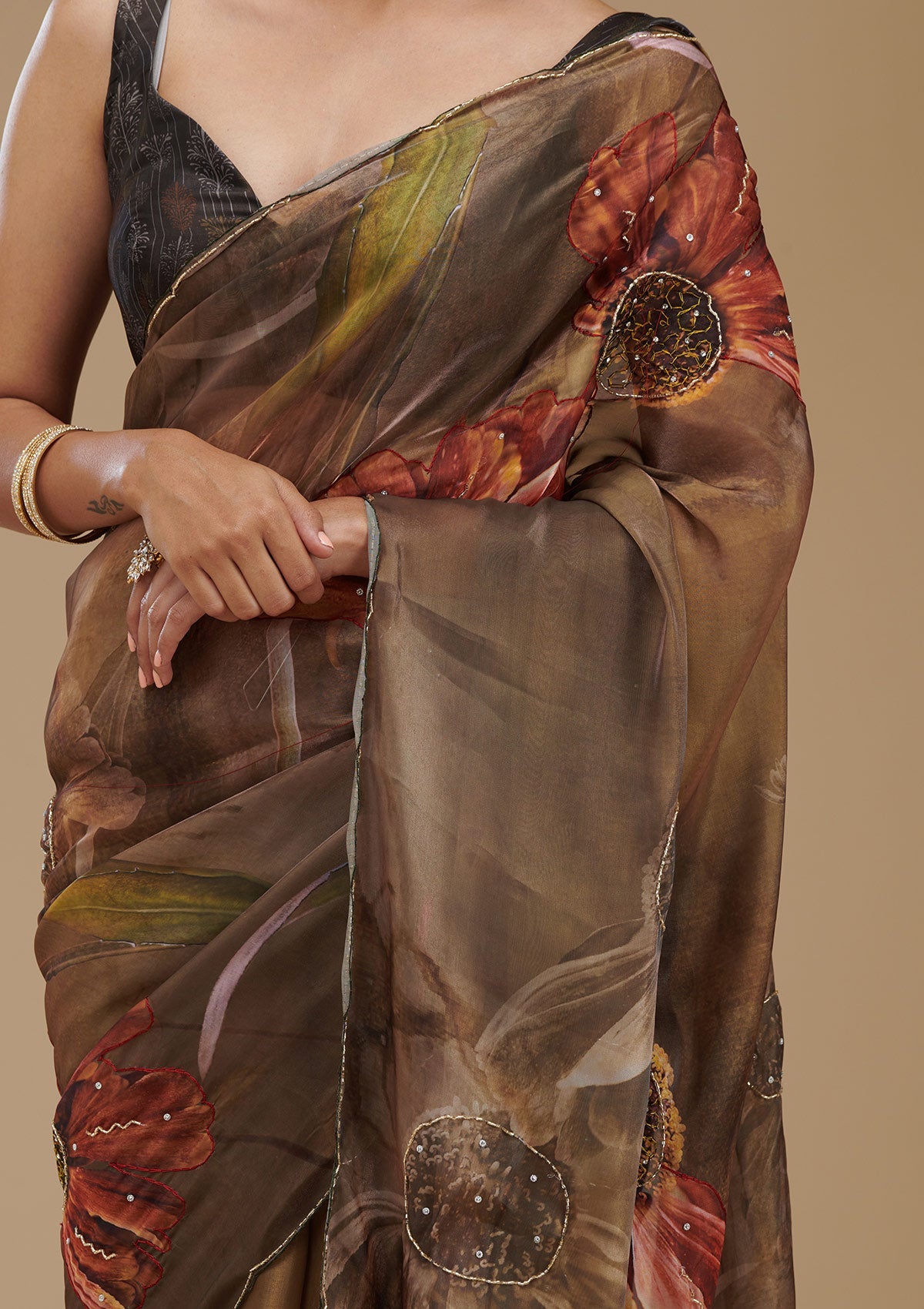 Koskii Mehendi Printed Tissue Saree – Women's - view 8