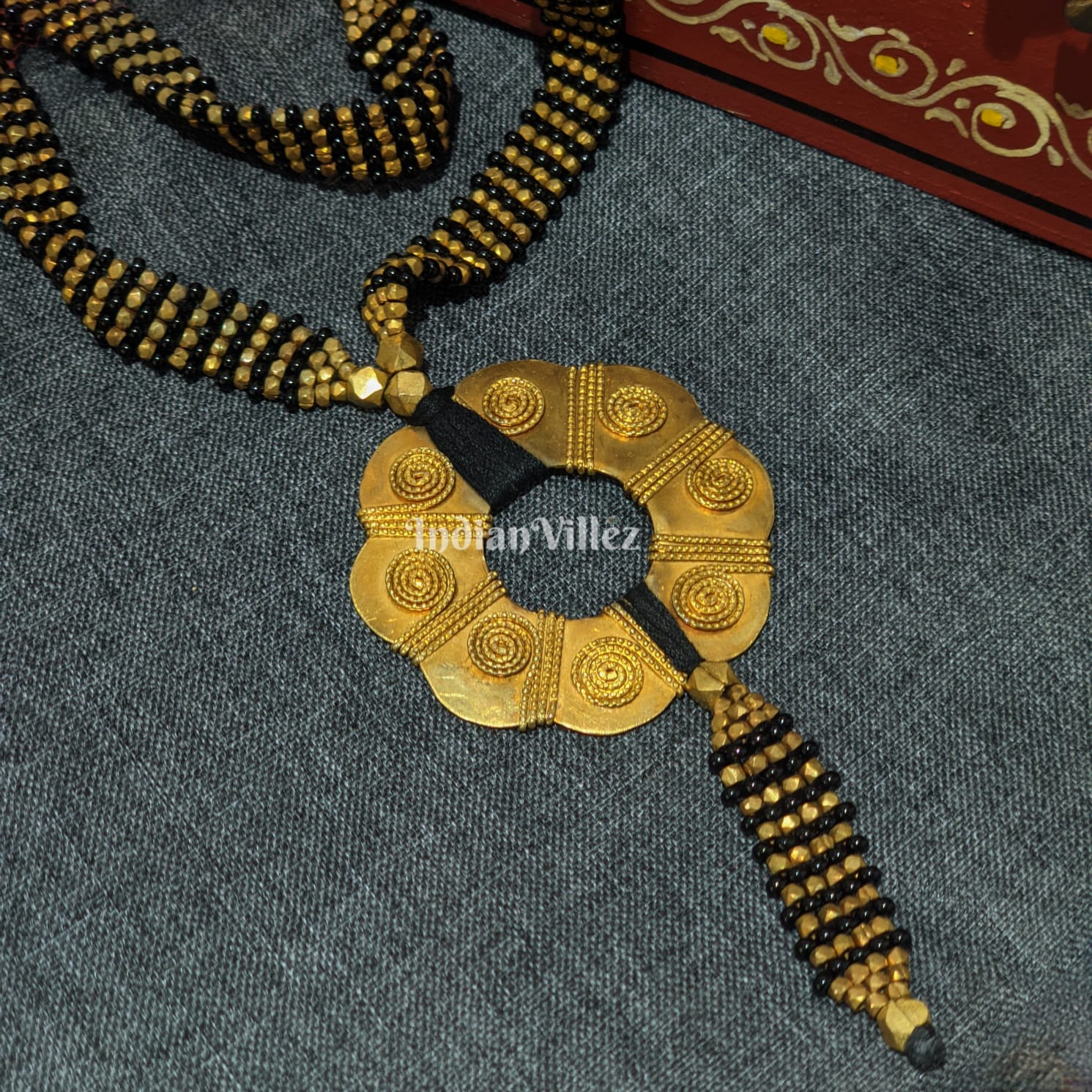 IndianVillèz Pure Handmade Tribal Dhokra Necklace