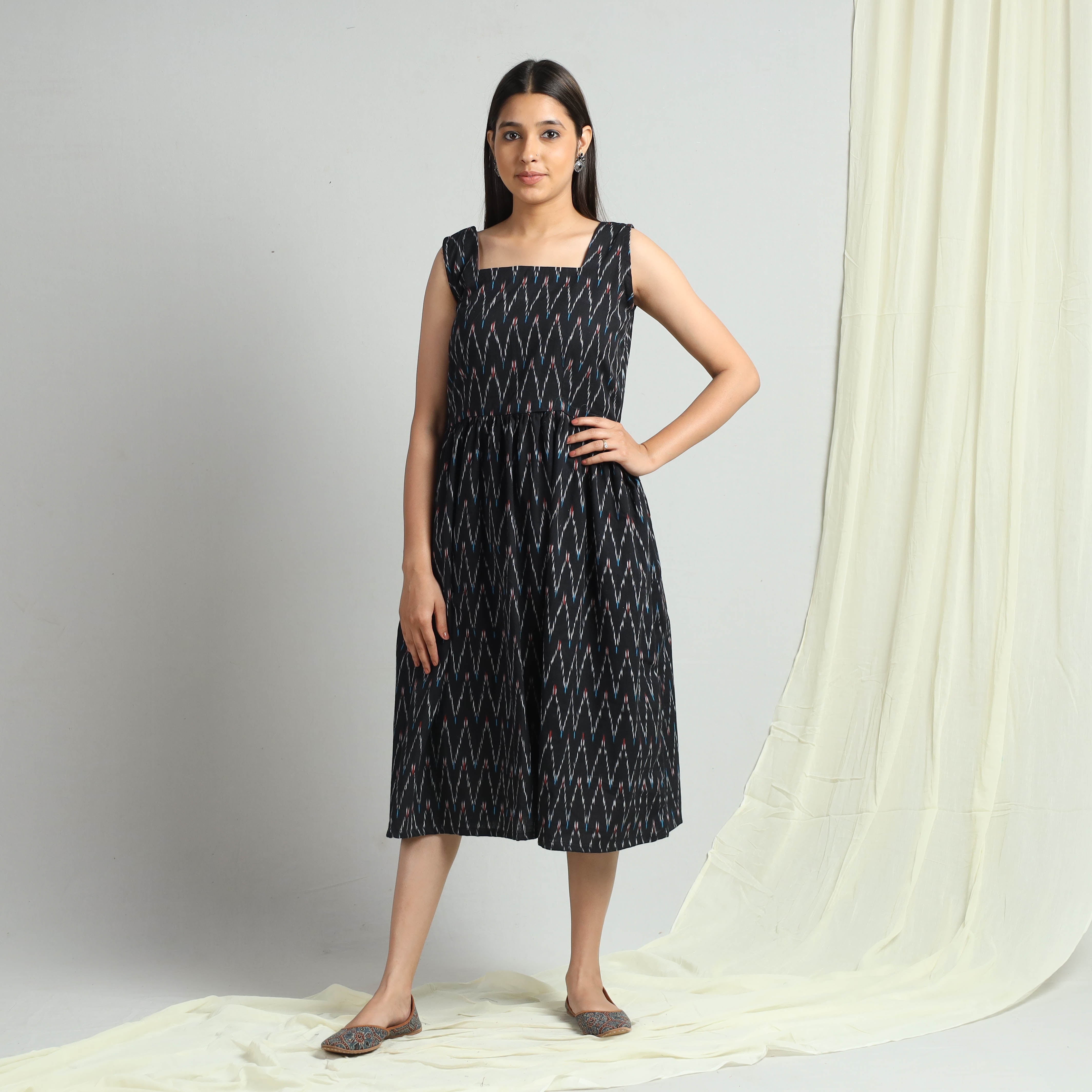 ITOKRI CASUALS Black - Pochampally Ikat Weave Cotton Dress