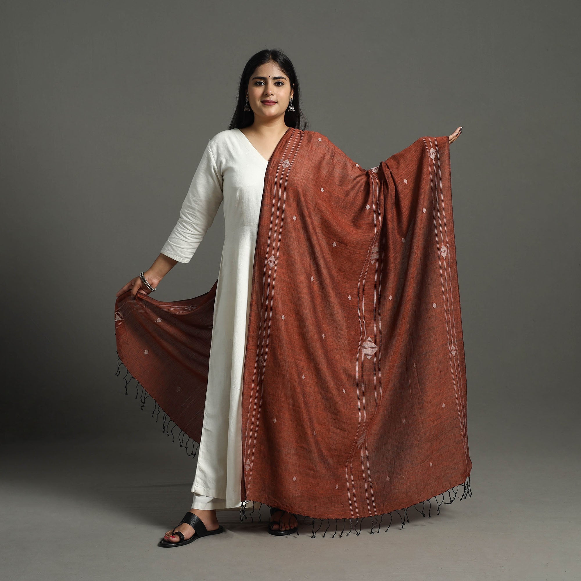 KHUSHBASH - HAPPY LOOM OF EAST Brown - Handloom Cotton Burdwan Jamdani Dupatta 14 - view 2