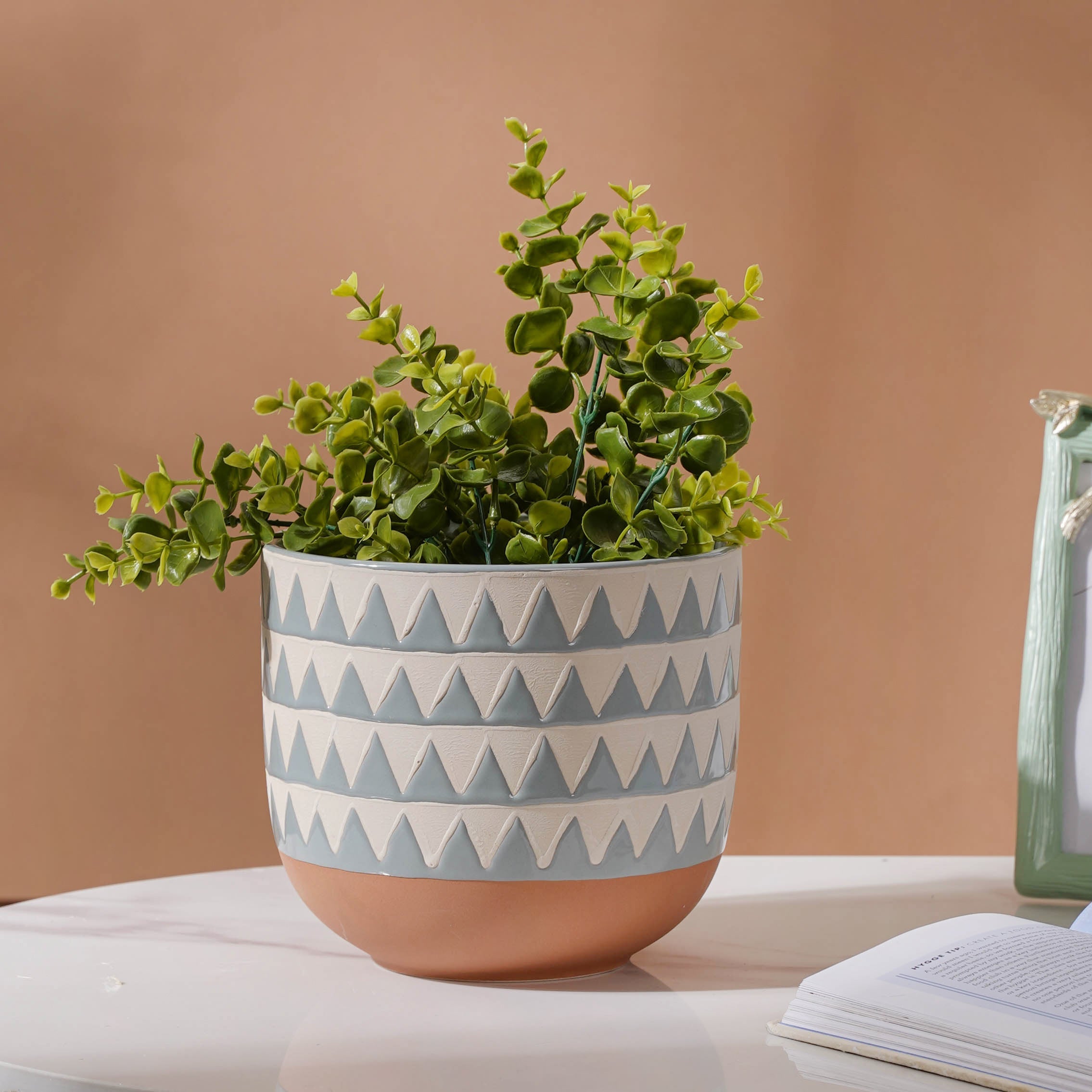 Nestasia Chevron Blue Vase