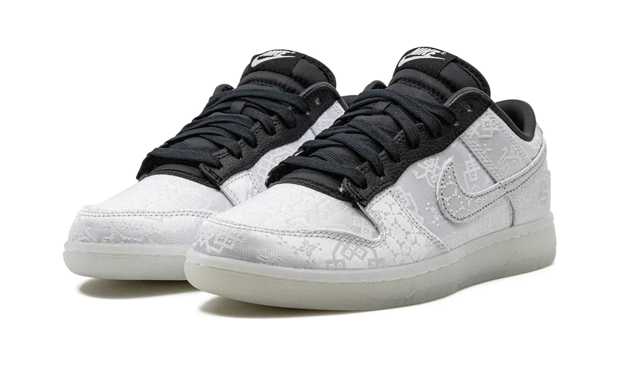 Cop Underdog Nike Dunk Low SP '20th Anniversary' Fragment Design x CLOT - view 2