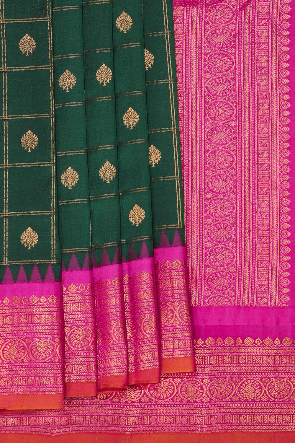 Kalanjali Gadwal Silk Green Saree – Women's