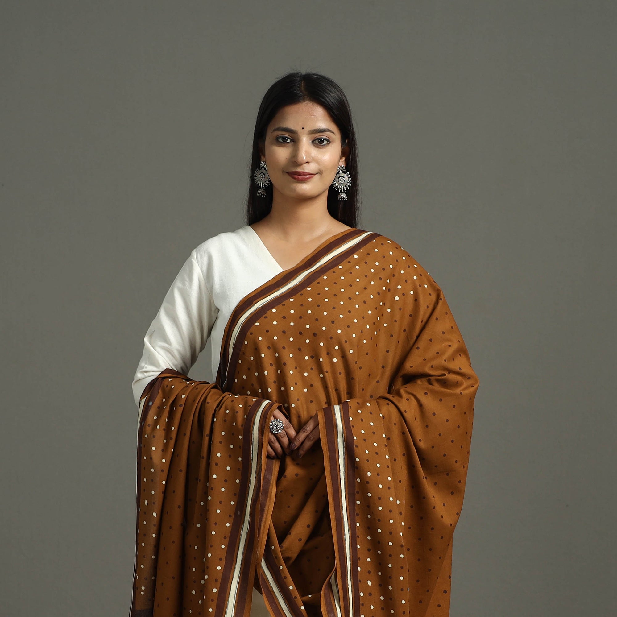 HAVELI CHRONICLES Brown - Block Print Mul Cotton Dabu Bagru Dupatta 13 - view 3
