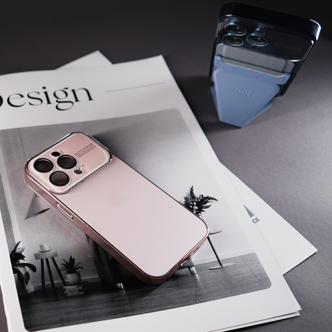 technoidtech iPhone 15 Autofocus Chrome Glass Case