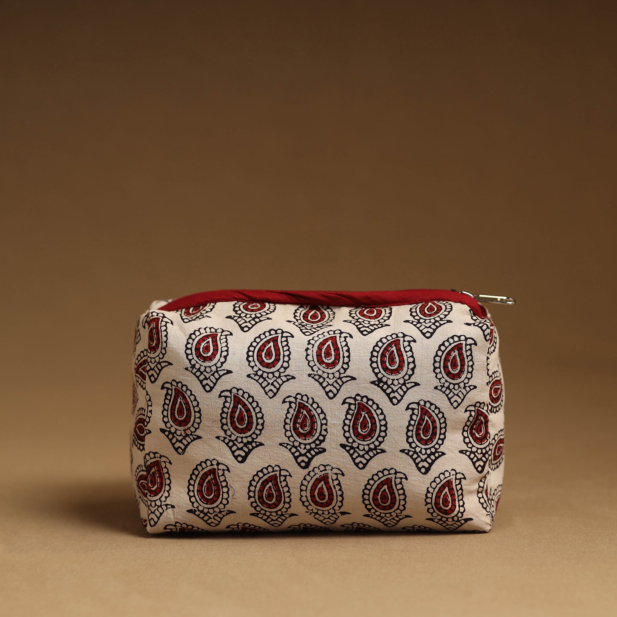 NOORI BAZAR Beige - Handmade Cotton Toiletry Pouch 05
