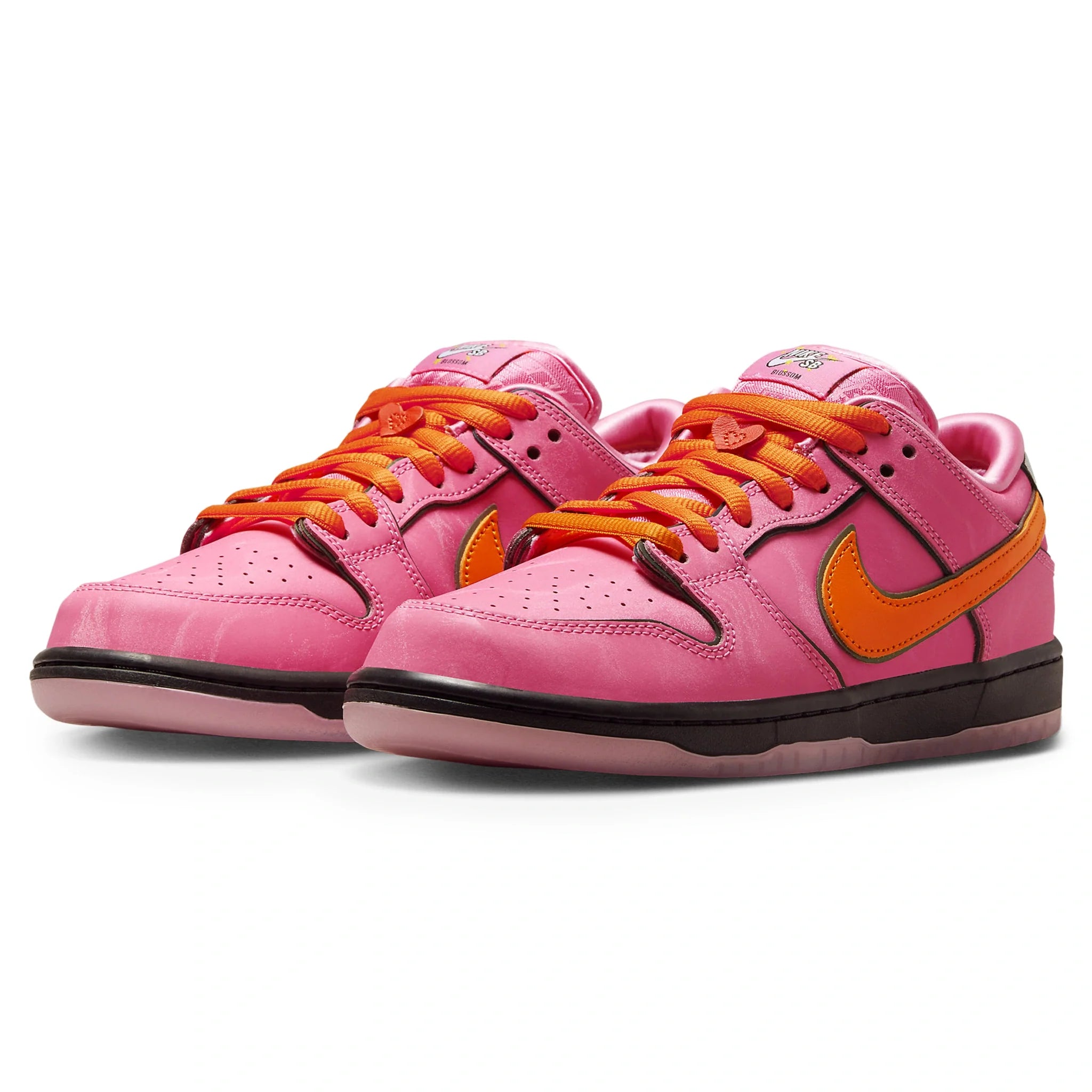 The Powerpuff Girls x Nike SB Dunk Low Blossom - view 2