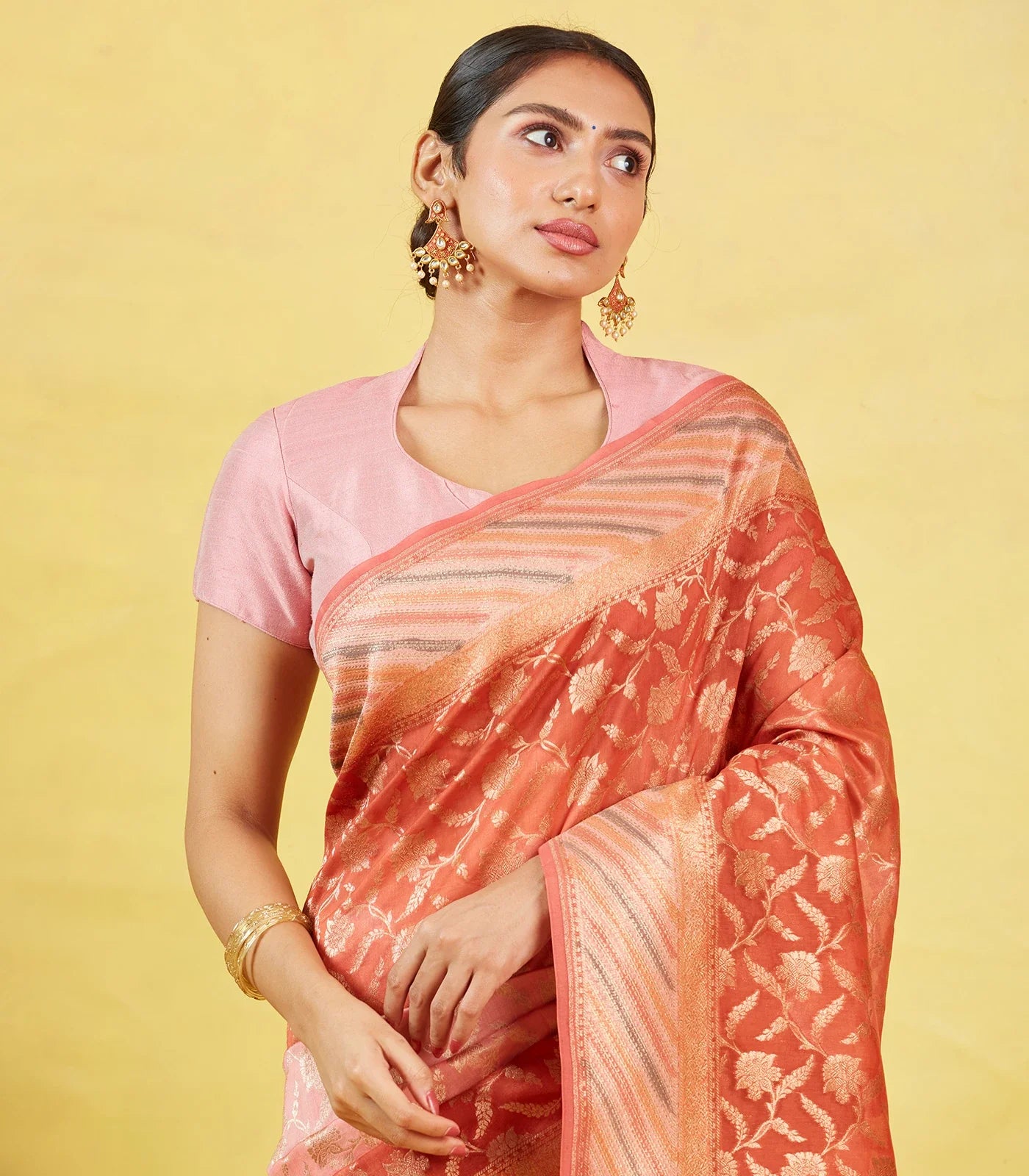 RmKV Baby Pink Handloom Banarasi Silk Cotton Saree With Floral Motifs - view 2