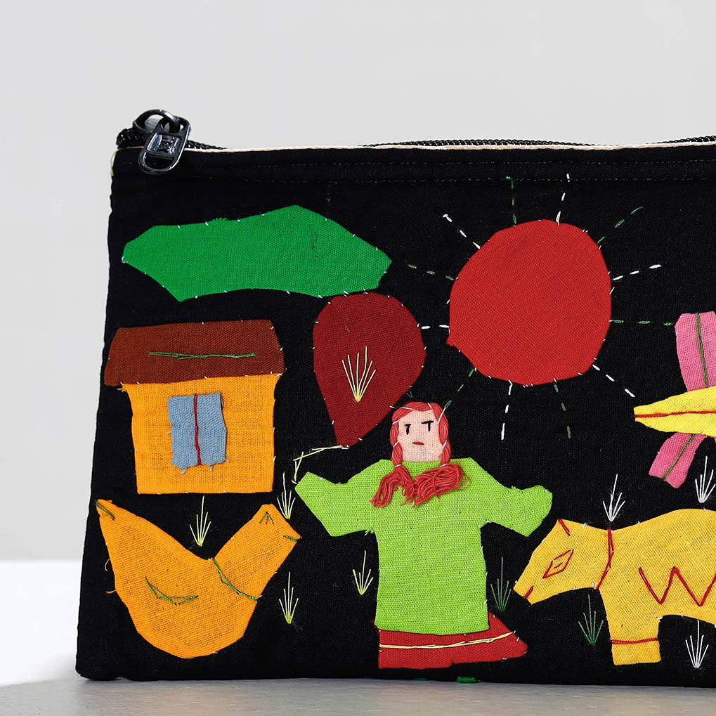 ASHOKA ASSEMBLE - CELEBRATING CRAFTS OF ODISHA Black - Pipli Applique Work Cotton Cosmetic Pouch - view 2