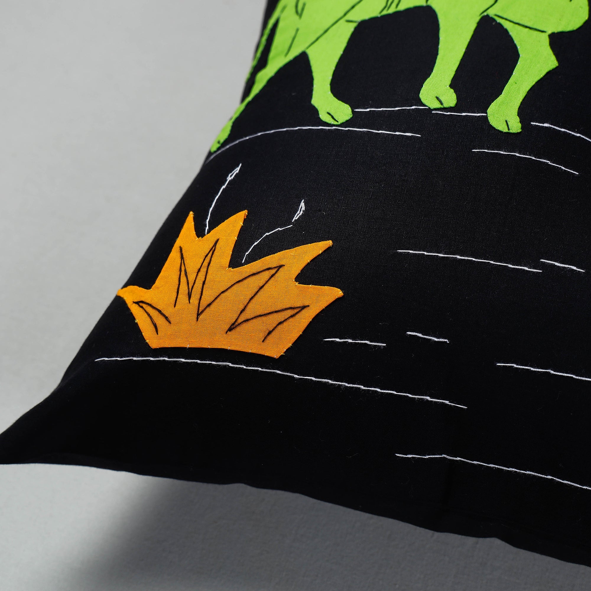 ASHOKA ASSEMBLE - CELEBRATING CRAFTS OF ODISHA Black - Pipli Applique Work Cotton Cushion Cover (16 x 16 in) - view 2