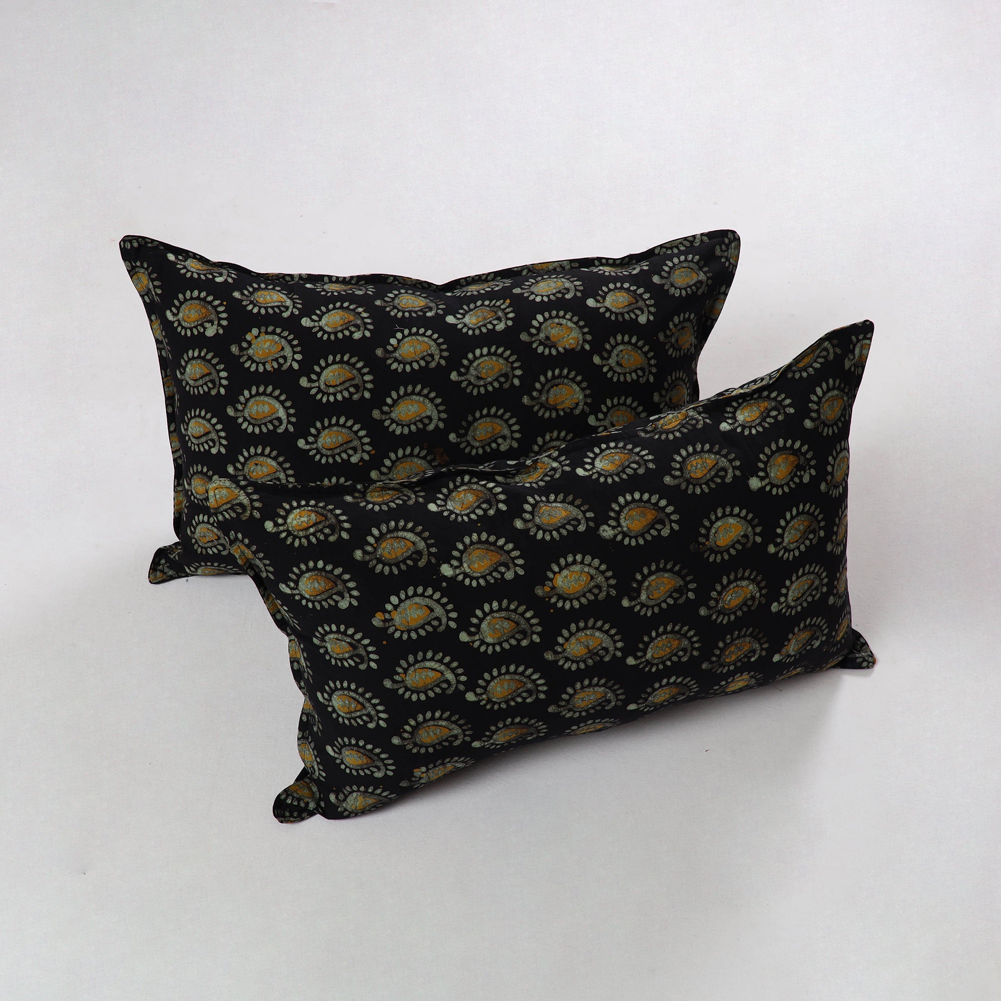 NOORI BAZAR Black - Hand Batik Printed Cotton Pillow Cover (Set of 2) 24