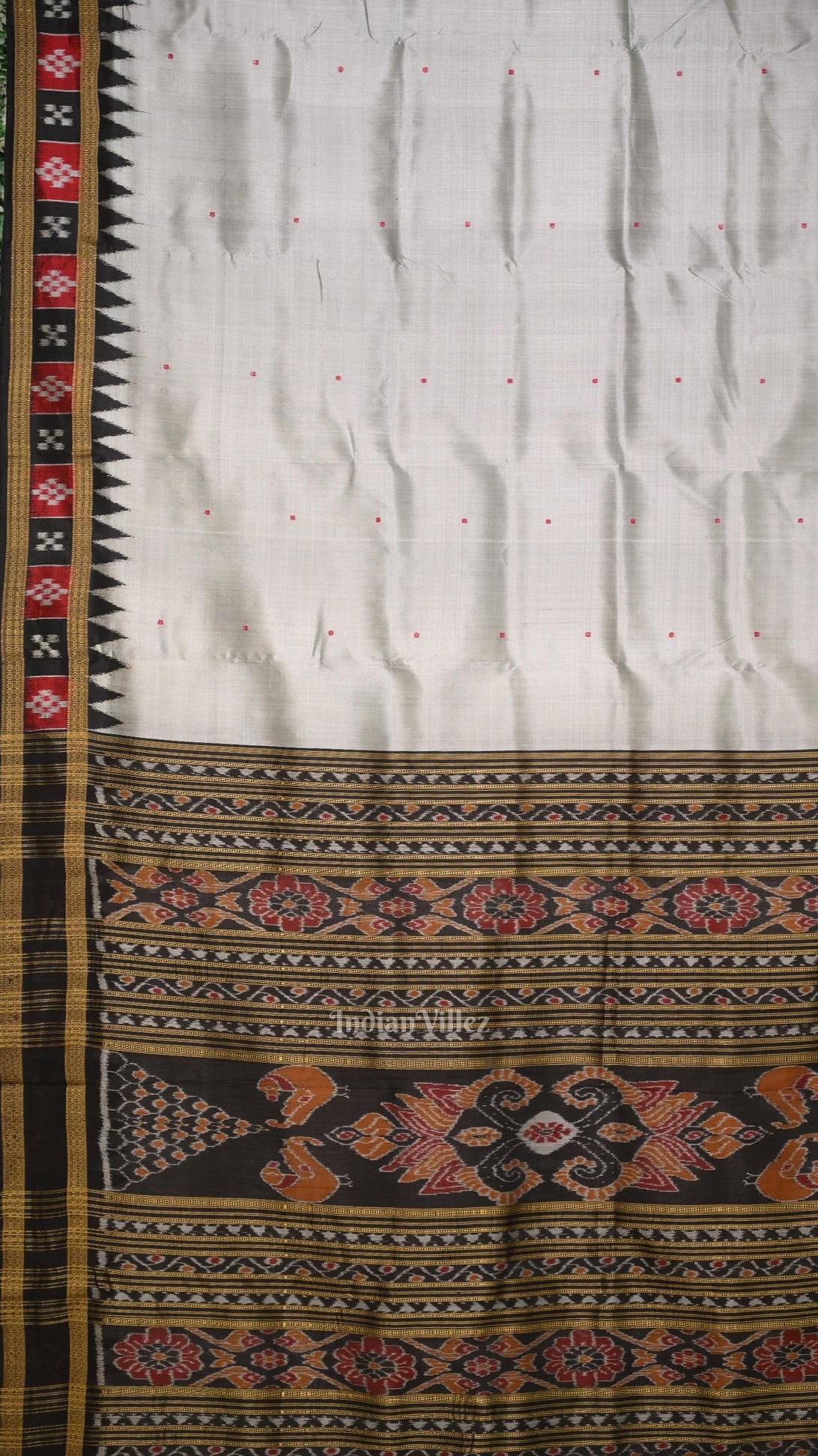 IndianVillèz Cement Gray Buti Pasapali Border Khandua Silk Saree - view 2