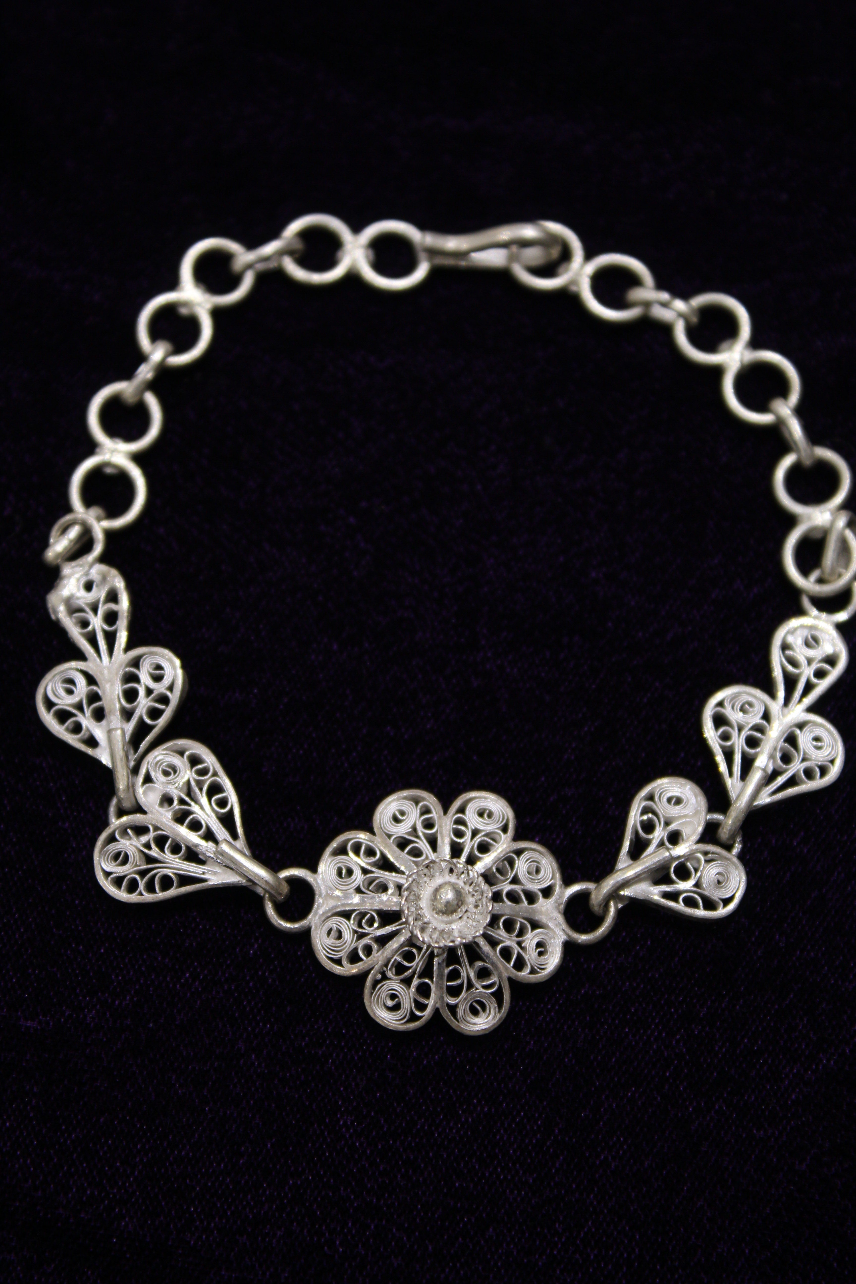 Indianvillez Designer Tarakasi Silver Filigree Bracelet For Women