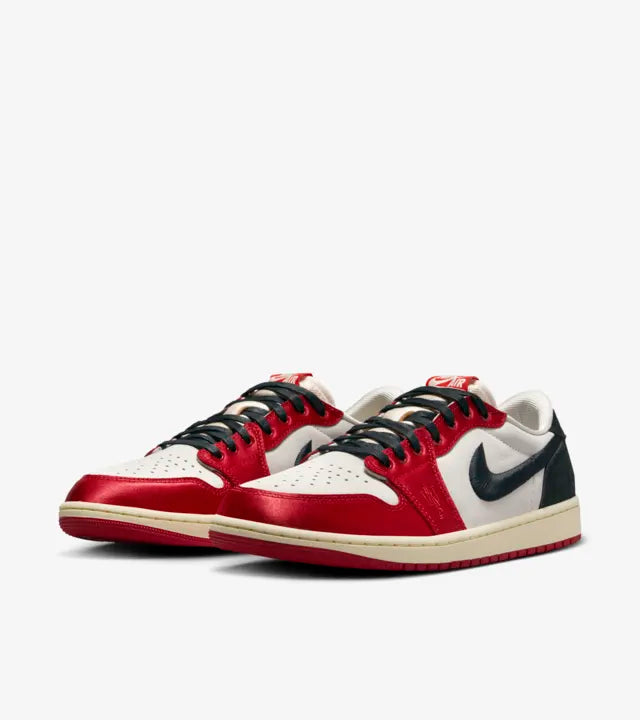 Cop Underdog Air Jordan 1 Low OG Trophy Room Away - view 2