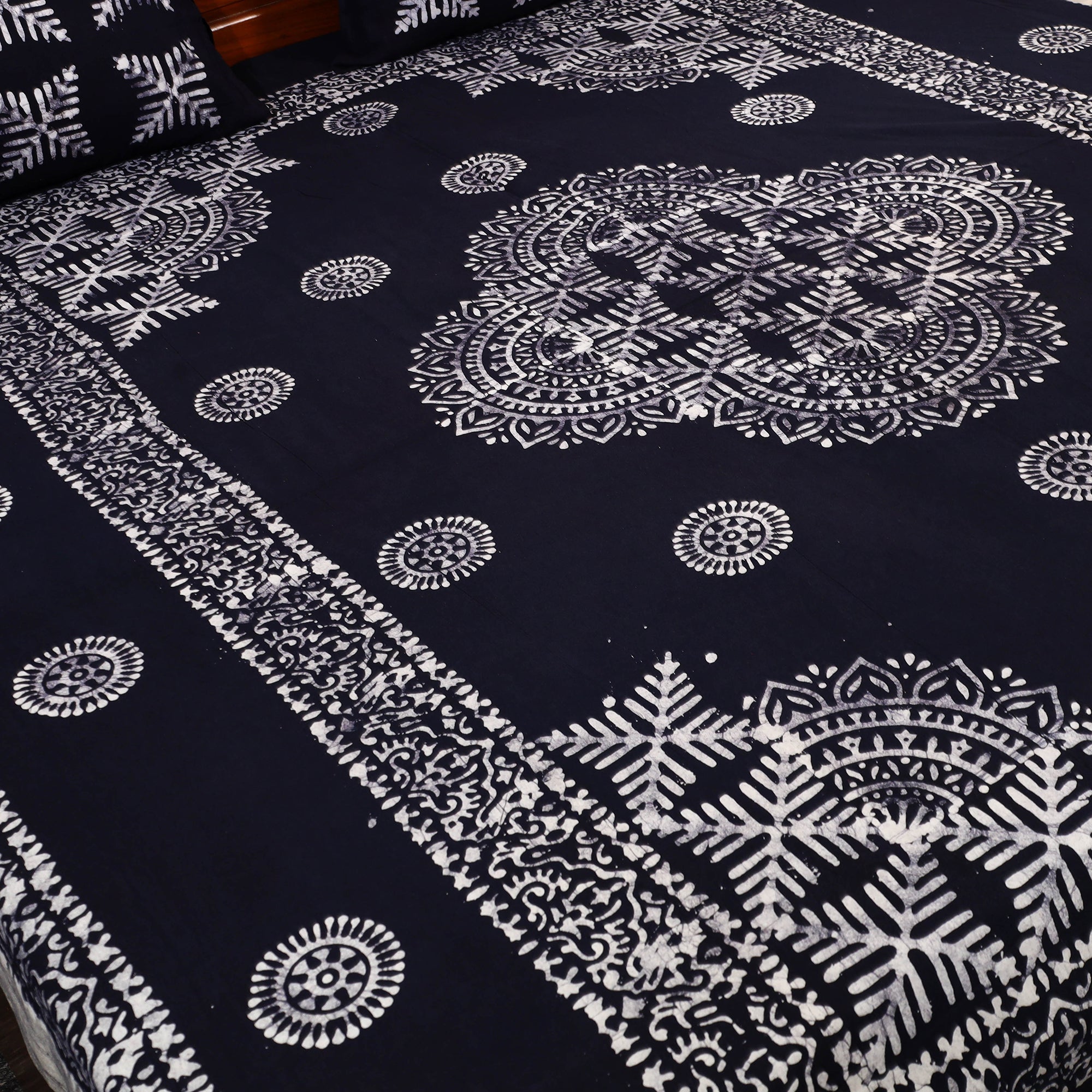BATIK BY MD. SHARIFF Blue - Cotton Double Hand Batik Print Bed Sheet Set 38 - view 2