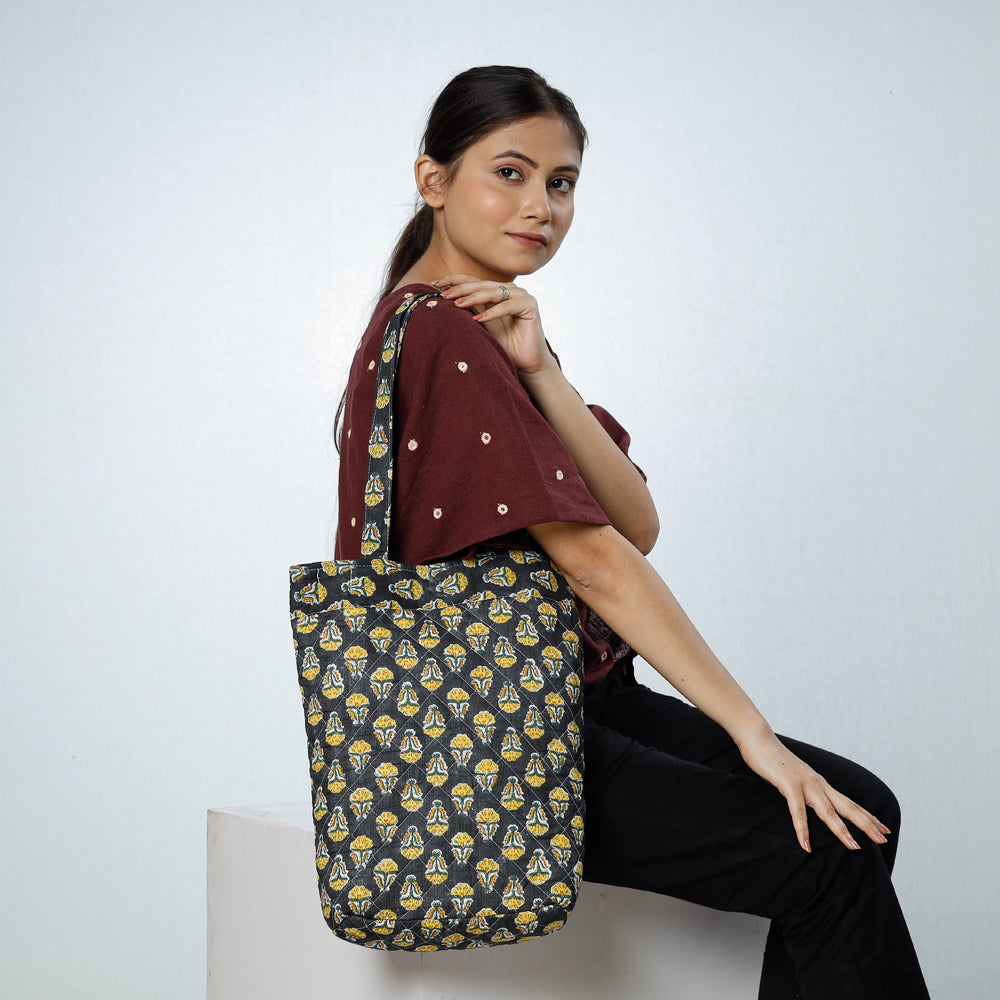 CHUTNEY CRAFT STUDIO Black - Handcrafted Quilted Sanganeri Block Printed Shoulder Bag