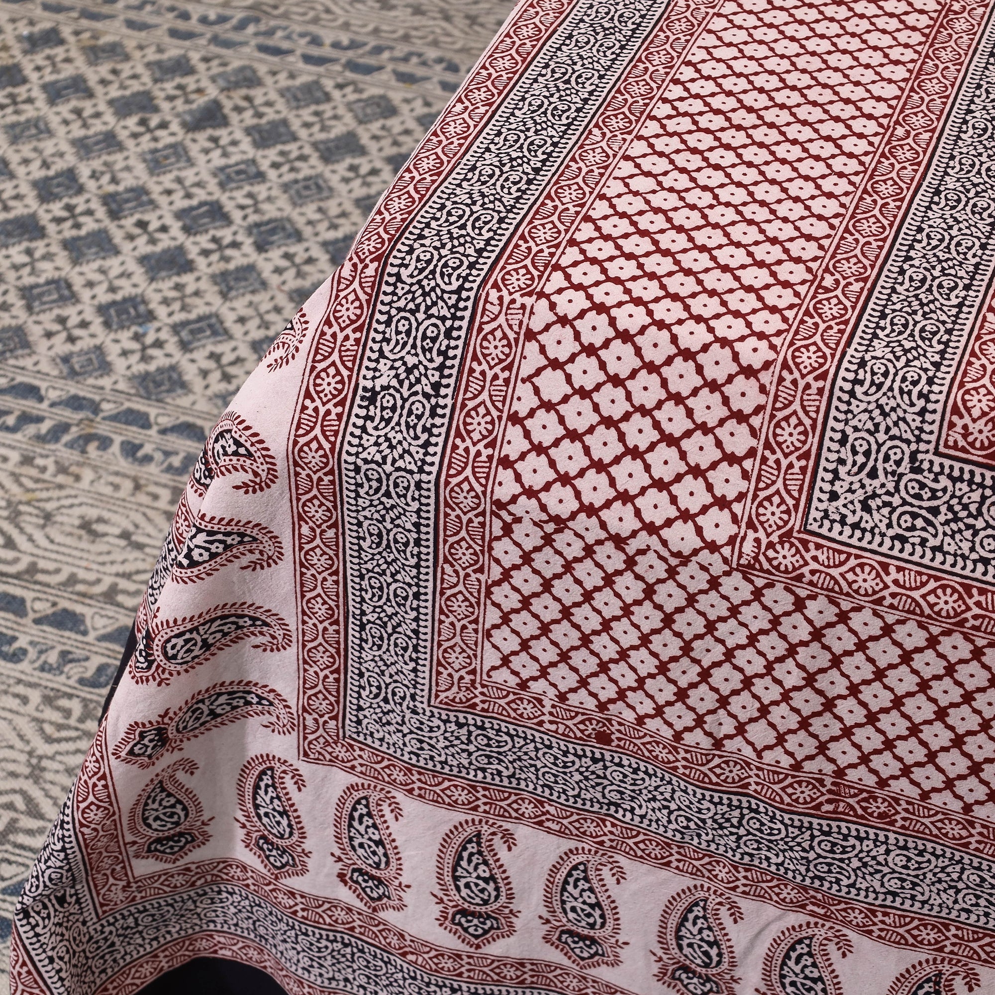 BAGH PRINTS BY ANSHAR FARUKH KHATRI Bagh Block Printed Cotton Double Bed Cover with Pillow Covers (112 x 92 in) - view 3