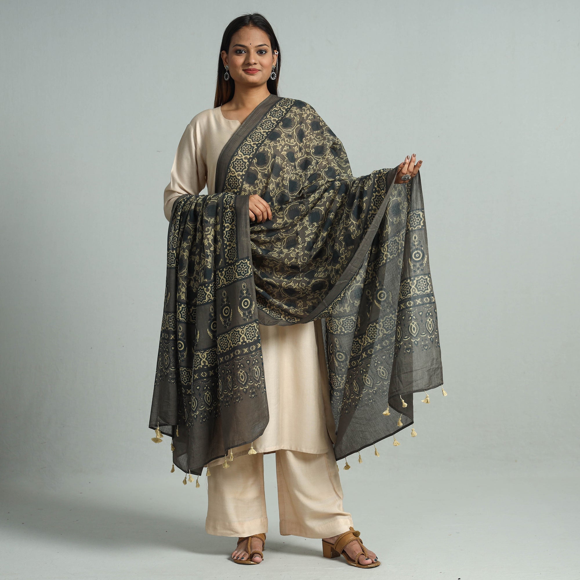 AJRAKH BY SUFIYAN ISMAIL KHATRI Brown - Hand Block Printed Cotton Ajrakh Dupatta 39 - view 2