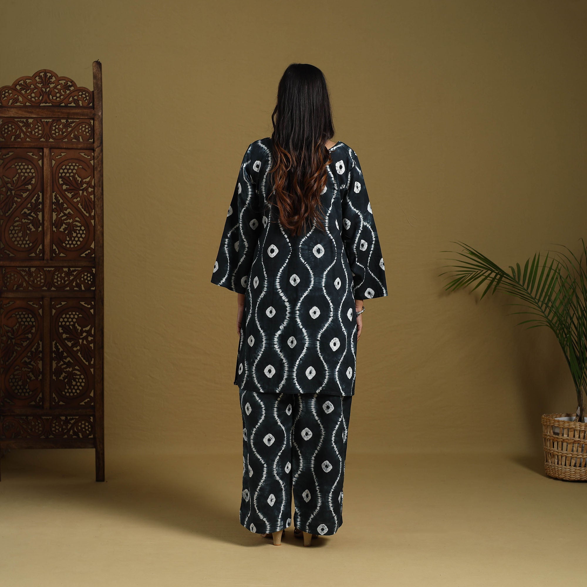 ITOKRI CASUALS Black - Tie & Dye Cotton Shibori Co-Ord Set 12 - view 5