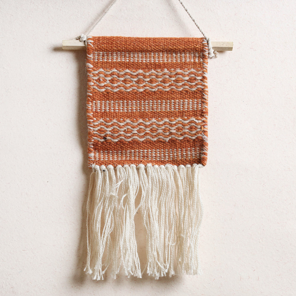 ITOKRI CRAFTS INITIATIVE Bhadohi Handwoven Wool Geometric Fringed Wall Hanging
