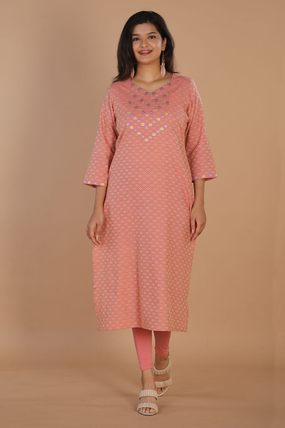 Kalanjali Ethnics Geometric embroidered long kurti