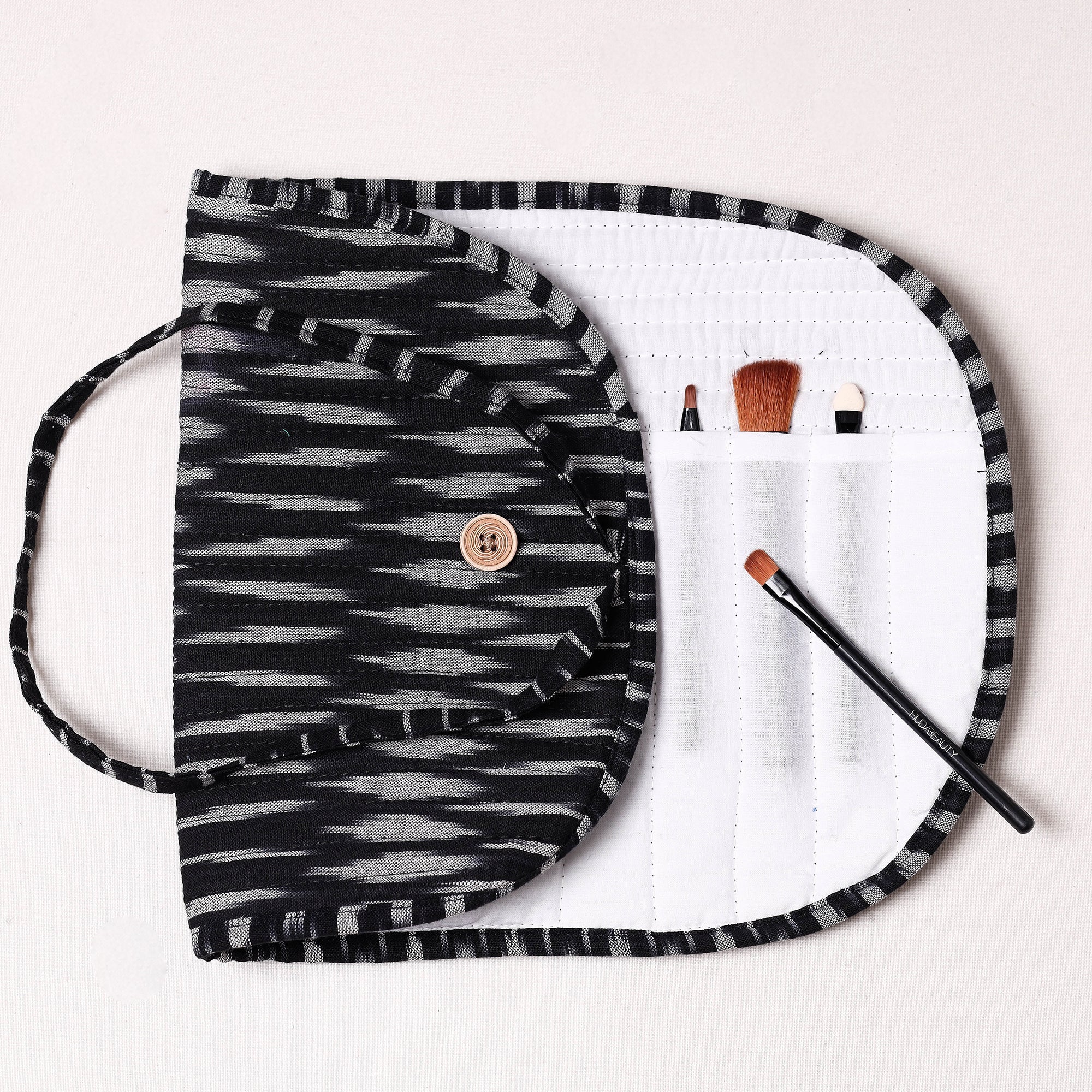 NOORI BAZAR Black - Ikat Fabric Multipurpose Segmented Make-up Brush Wrap Pouch/Case