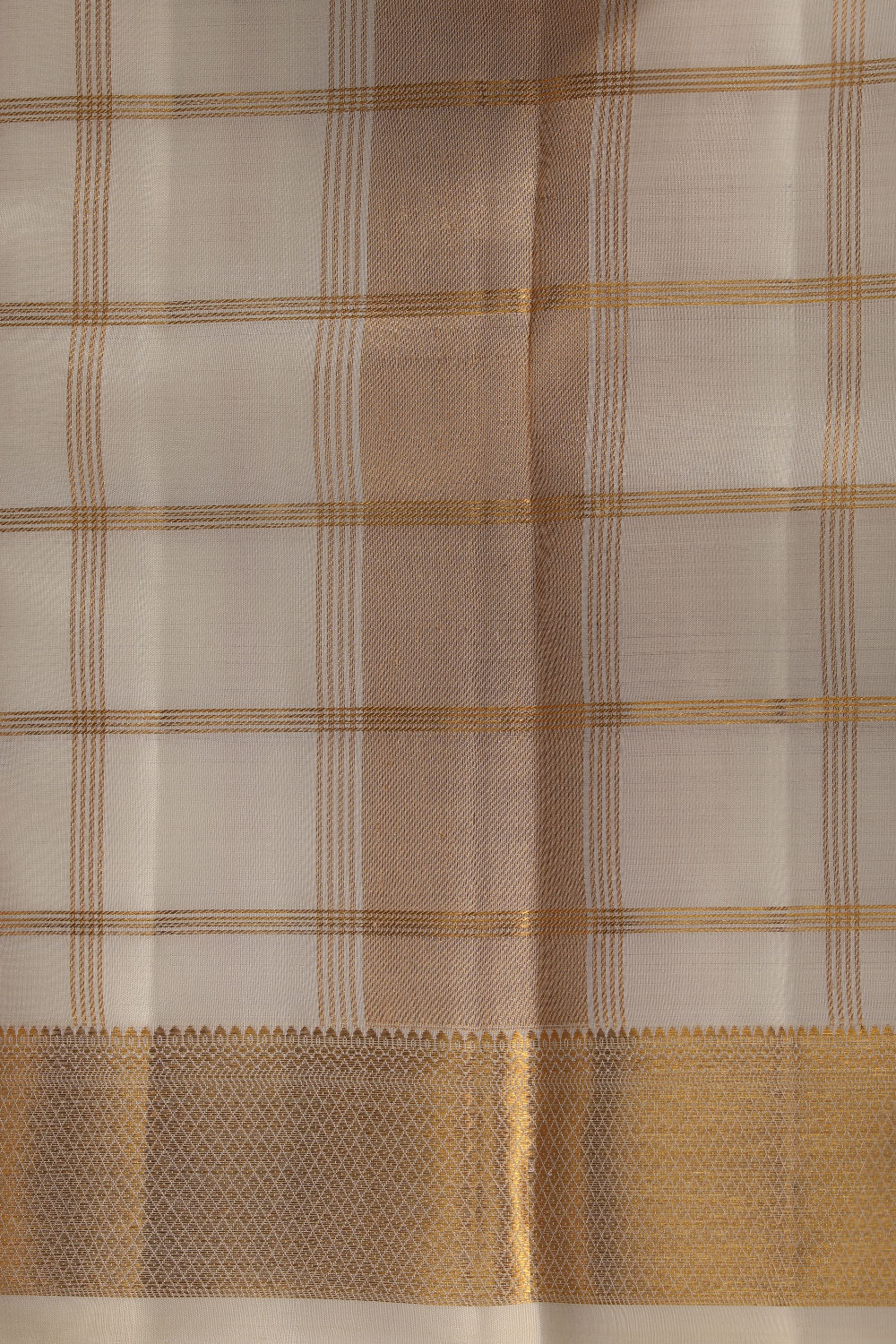 Kalanjali Kanchi Silk Cream Traditional Dhoti With Kanduva (8 X 4) - view 3