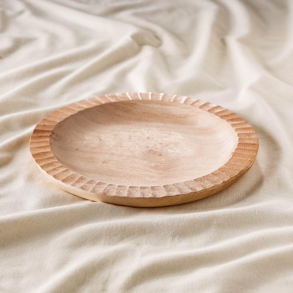 SASHA Beige - Hand Carved Natural Neem Wooden Round Plate (9 x 9 in)