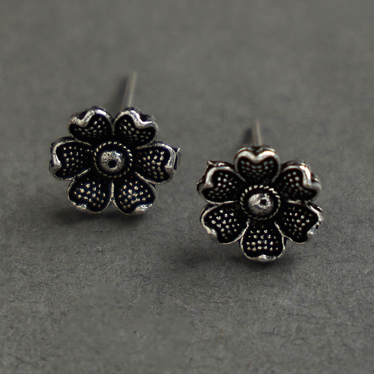 WHITE RIVER STORIES Antique Finish Oxidised White Metal Stud Earrings 19