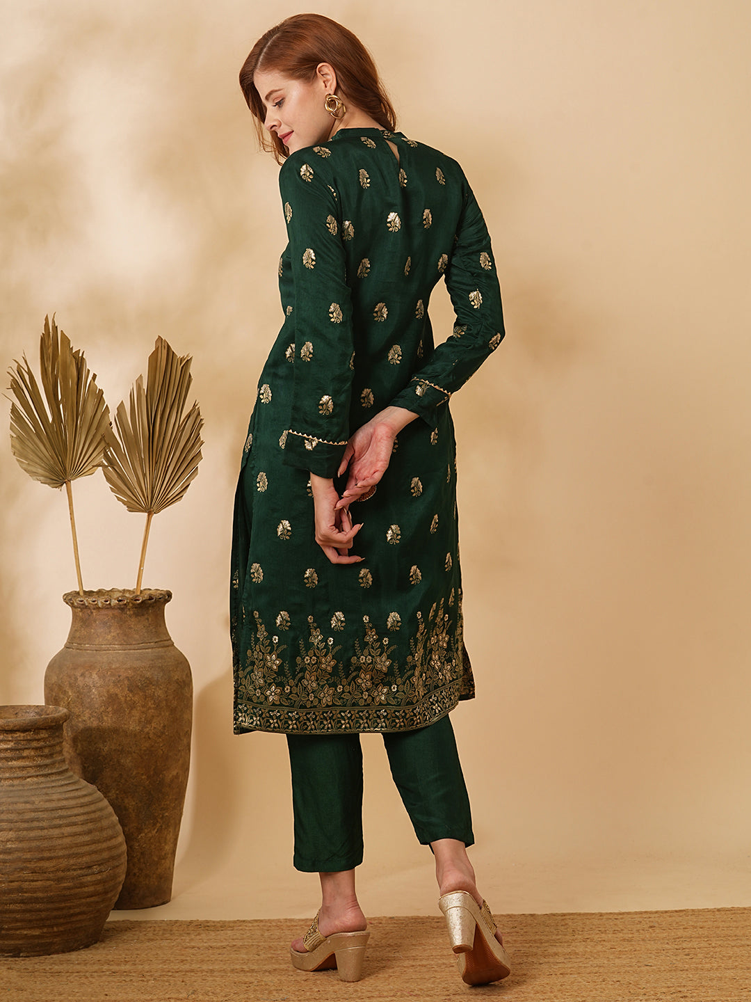 Fashor Ethnic Floral Zari Jacquard Straight Fit Kurta with Pant - Green - view 6