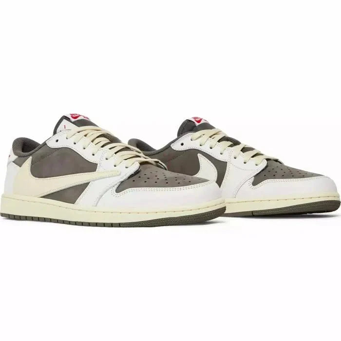 HYPE ELIXIR Travis Scott x Air Jordan 1 Low OG Reverse Mocha - view 2