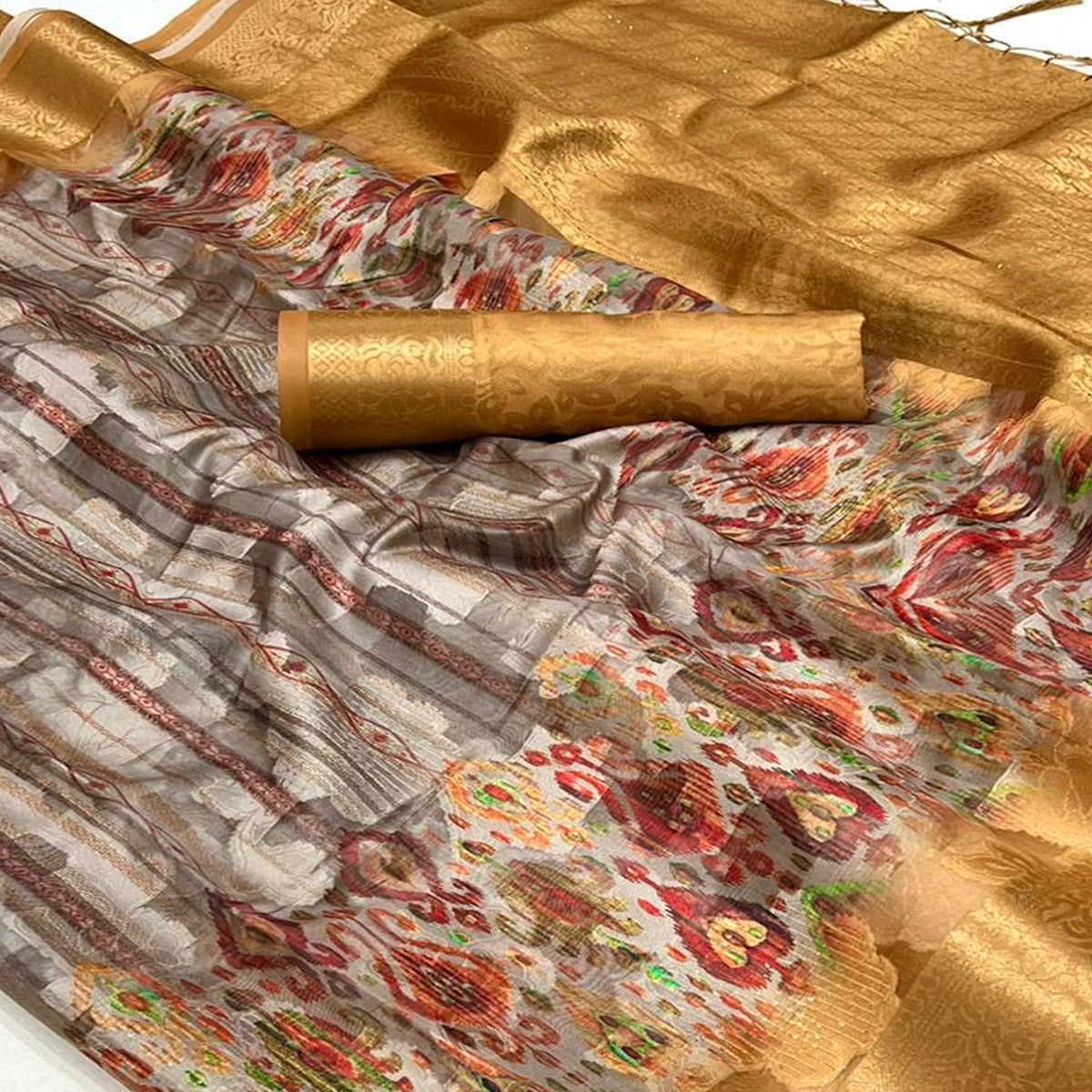 BlackTree grey-floral-printed-brasso-saree-with-tassels - view 2