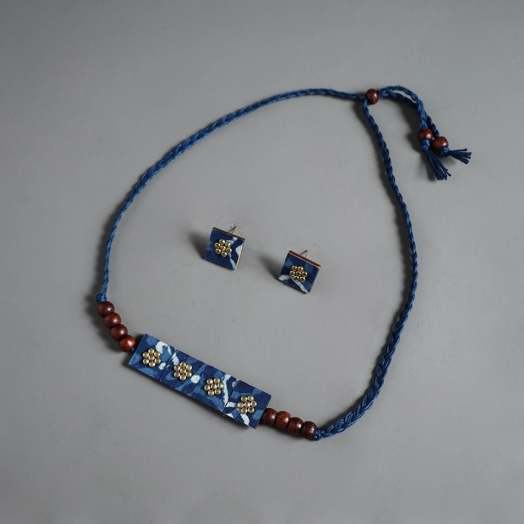DIVINE GUIDANCE CREATIONS Handmade Fabart Choker Necklace Set with Kundan Work 48 - view 2