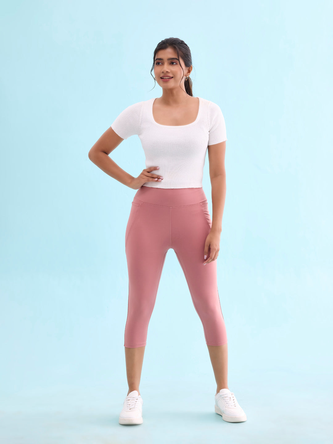 Go Colors Women Solid Dusty Pink High Rise Training Capri