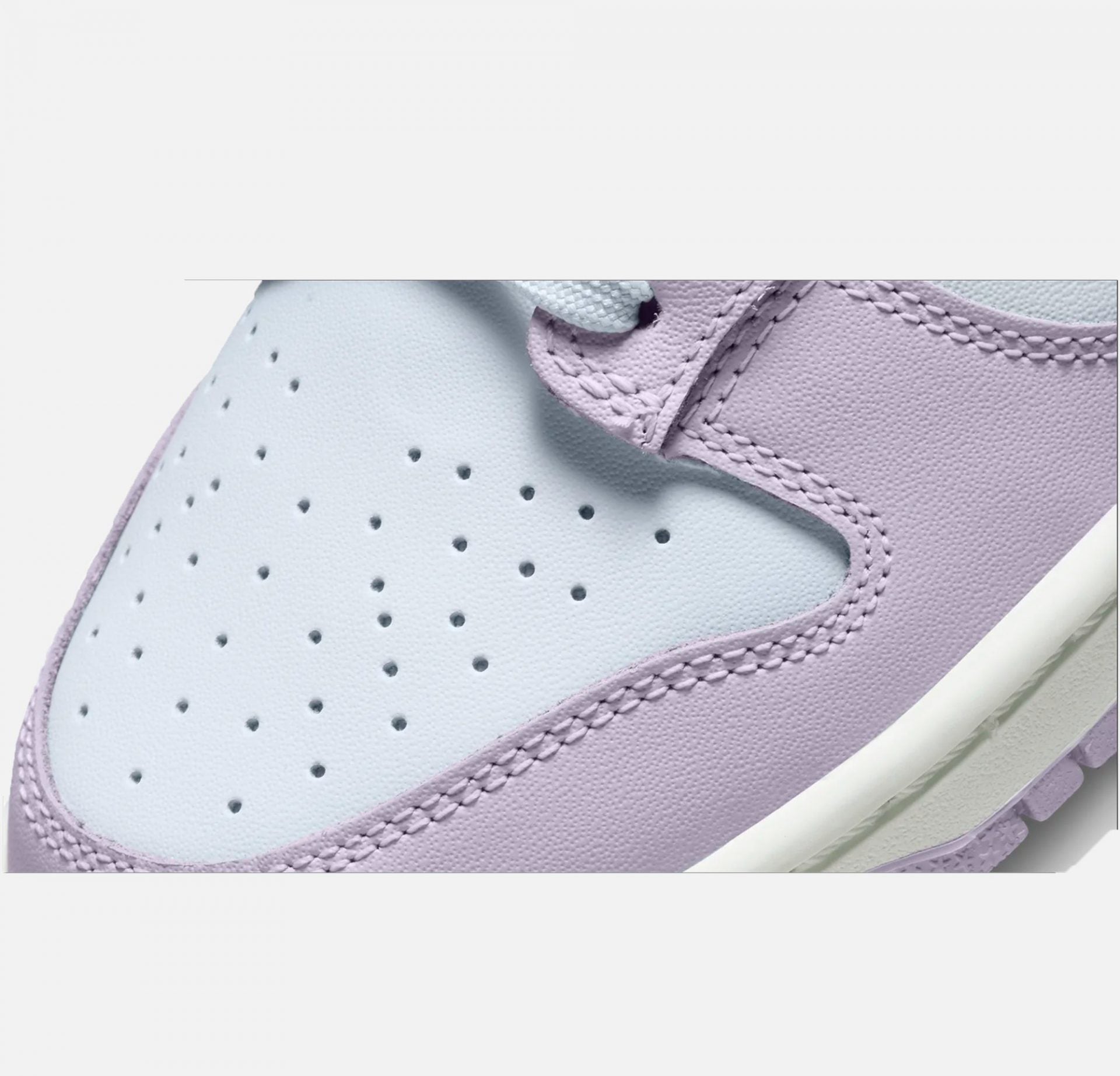 Nike | DUNK LOW { ATMOSPHERE PINK - view 2