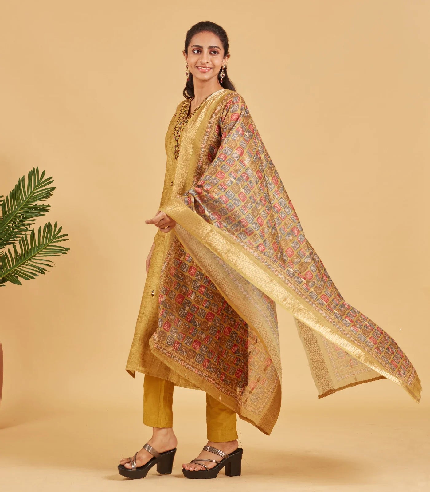 RmKV Olive Kurta Set With Matching Dupatta – Olive Green - view 4
