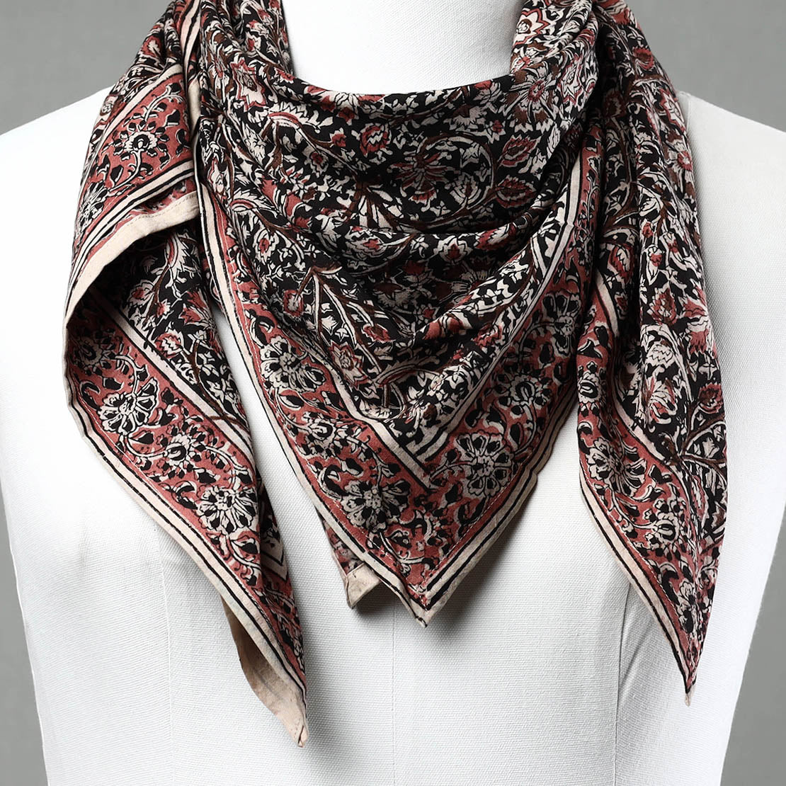 PITCHUKA SRINIVAS KALAMKARI PEDANA Black - Pedana Kalamkari Block Printed Natural Dyed Cotton Scarf 33 - view 3