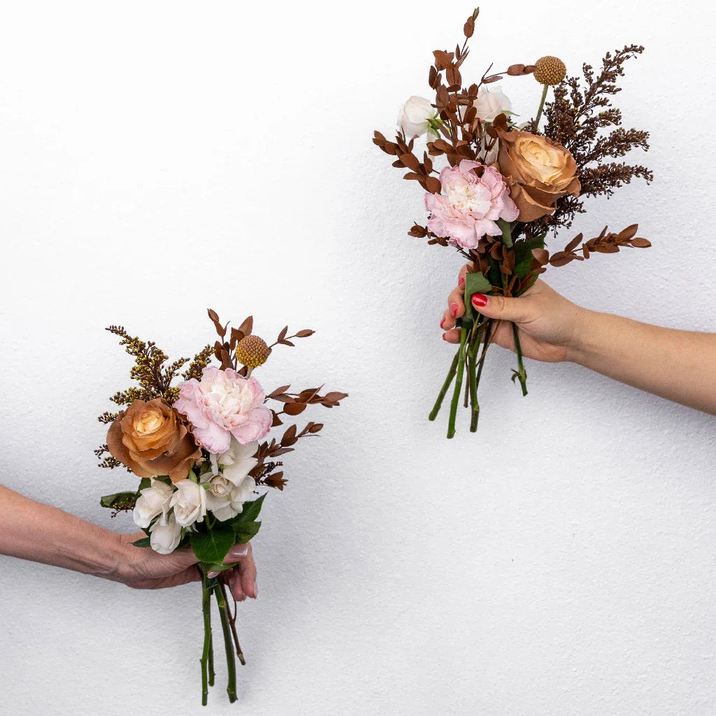FiftyFlowers Mocha Brown Bouquet Bar Flower Kit