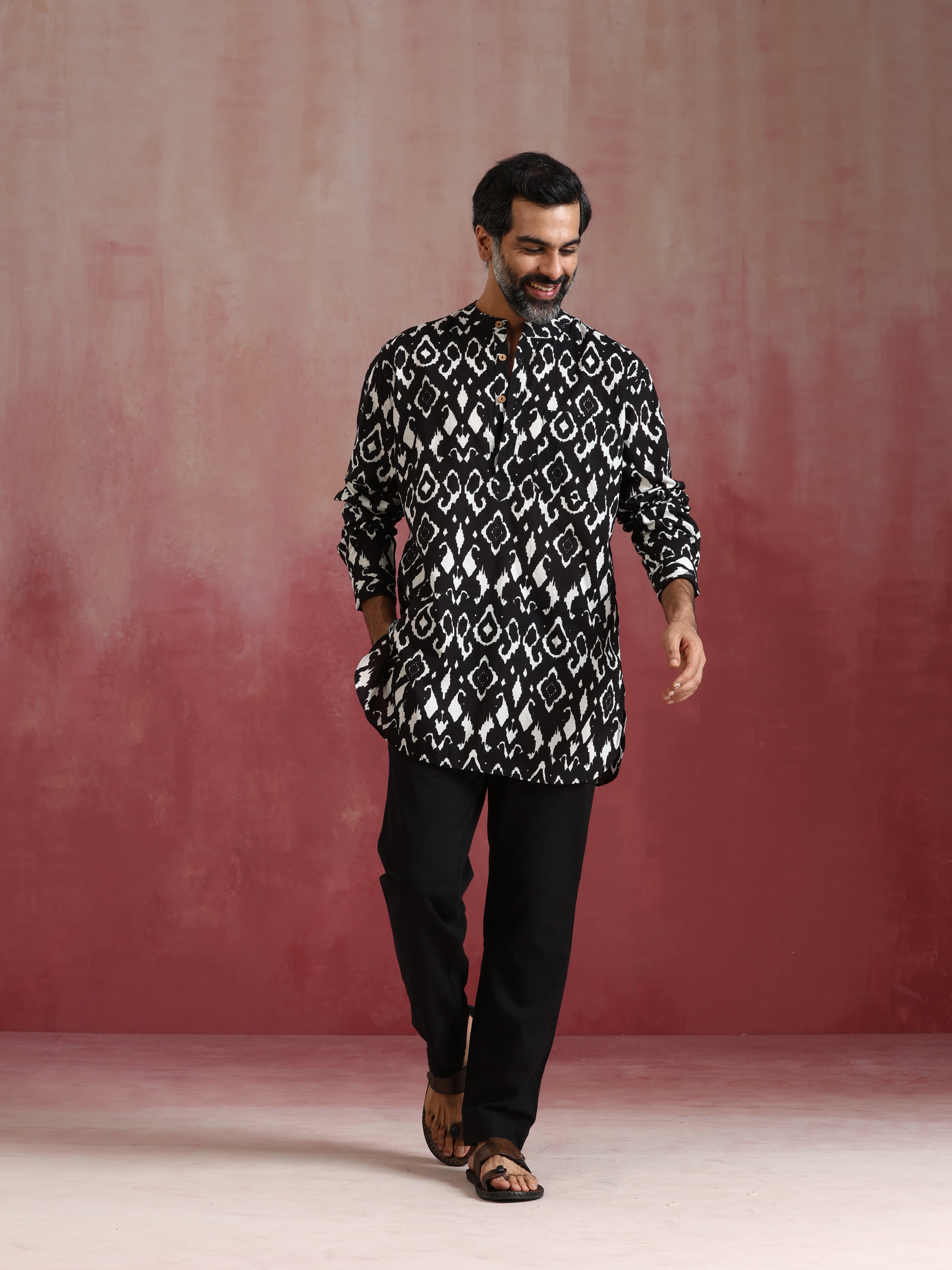 trueBrowns Men's Black Ikat Co-ord Set - view 2