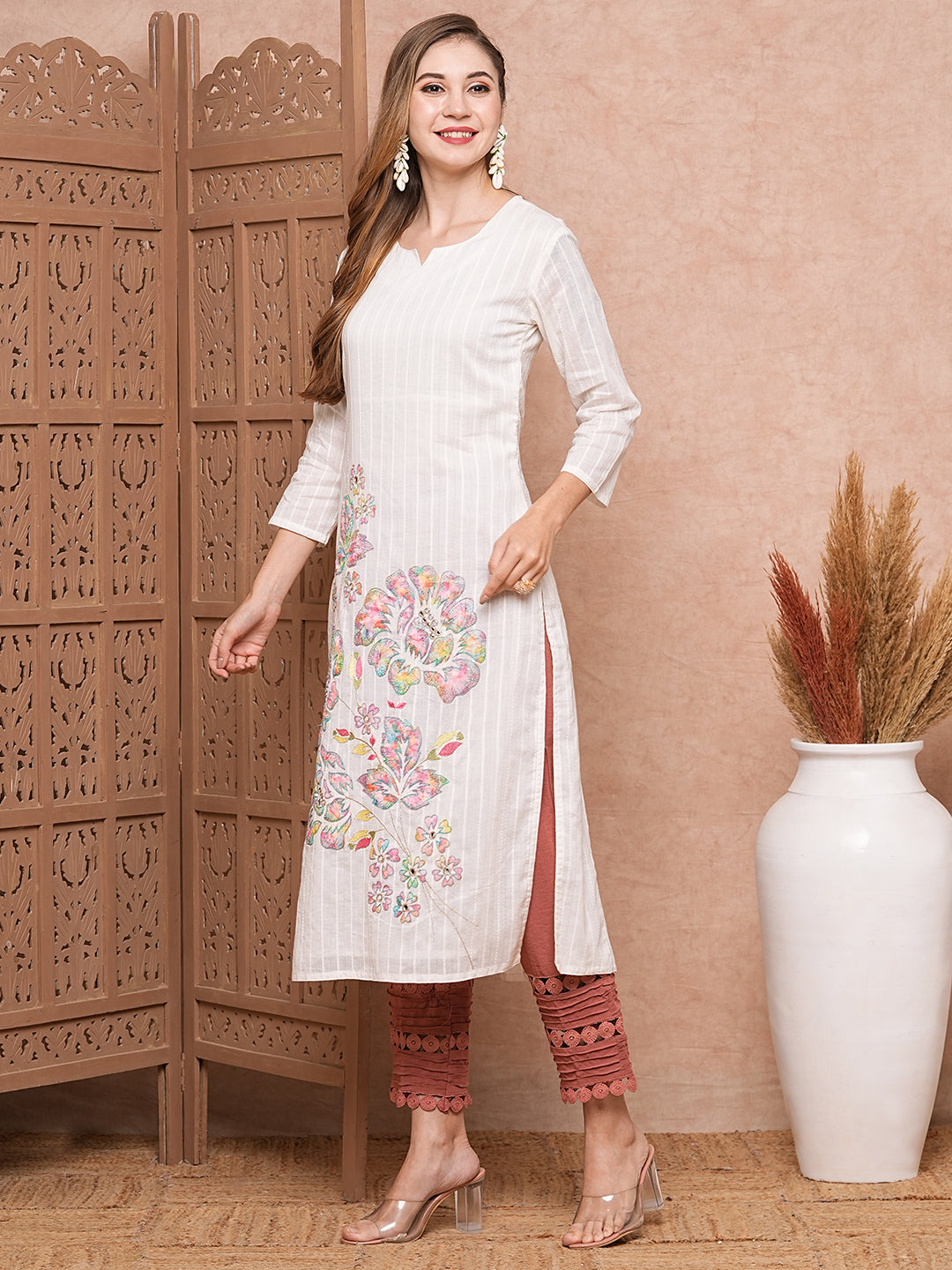 Fashor Floral Applique Embroidered Woven Striped Straight Fit Kurta - White - view 4
