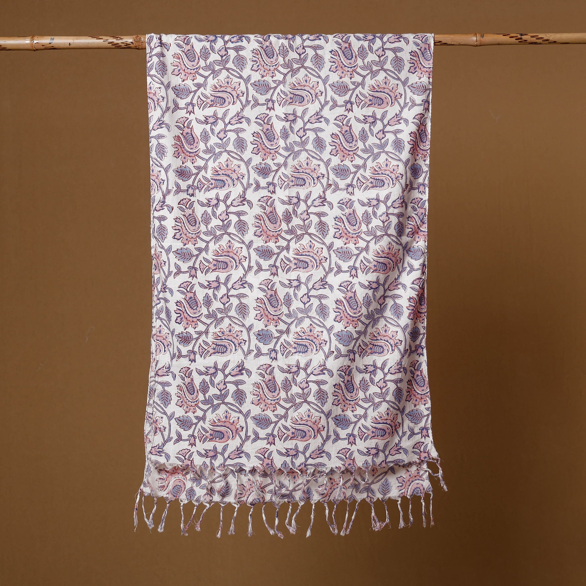 HAVELI CHRONICLES Bel Pink & White Sanganeri Block Printed Cotton Stoles With Tassels - view 7
